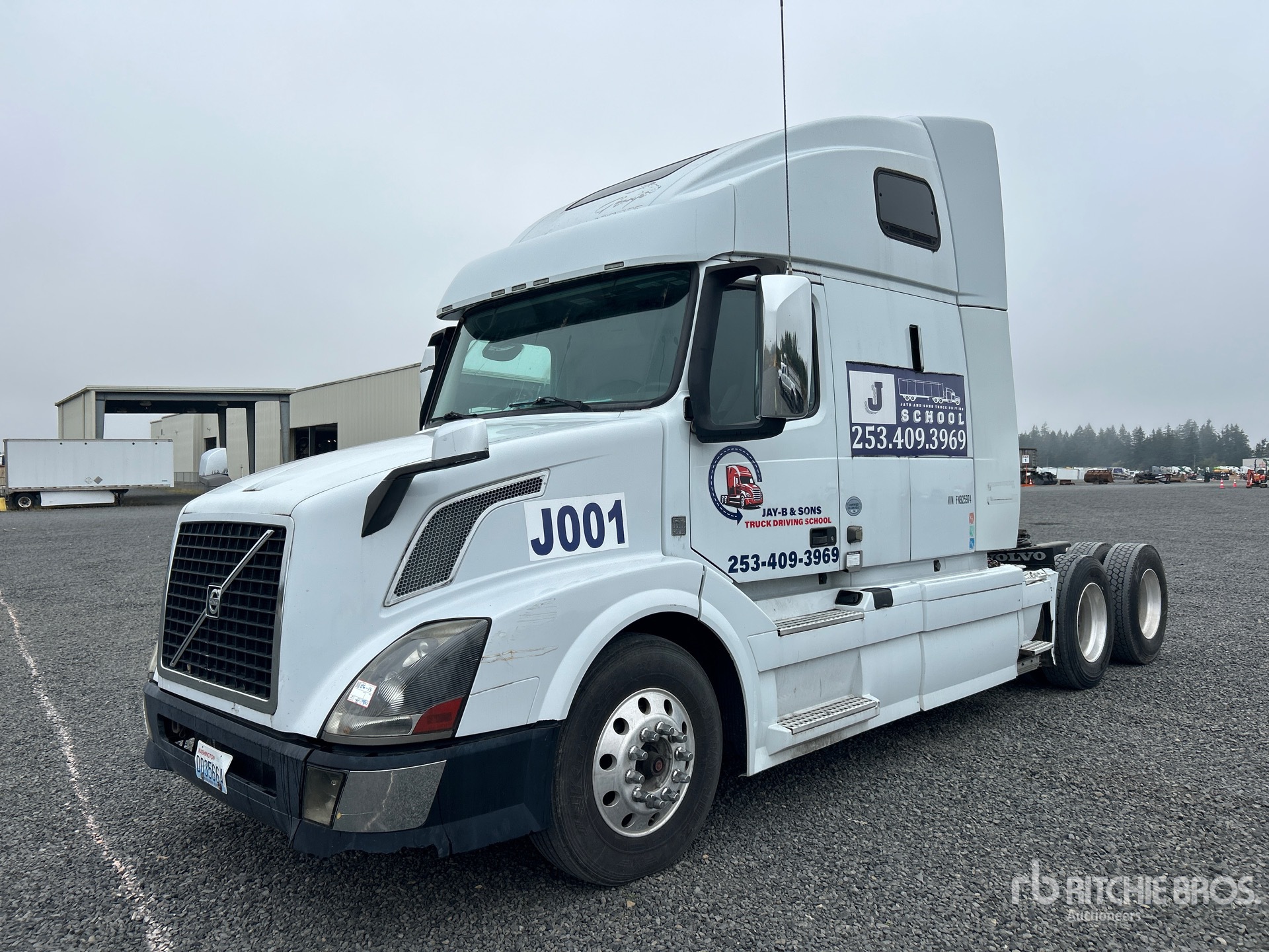 2015 Volvo VNL