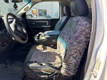Cab with Seats/armrests