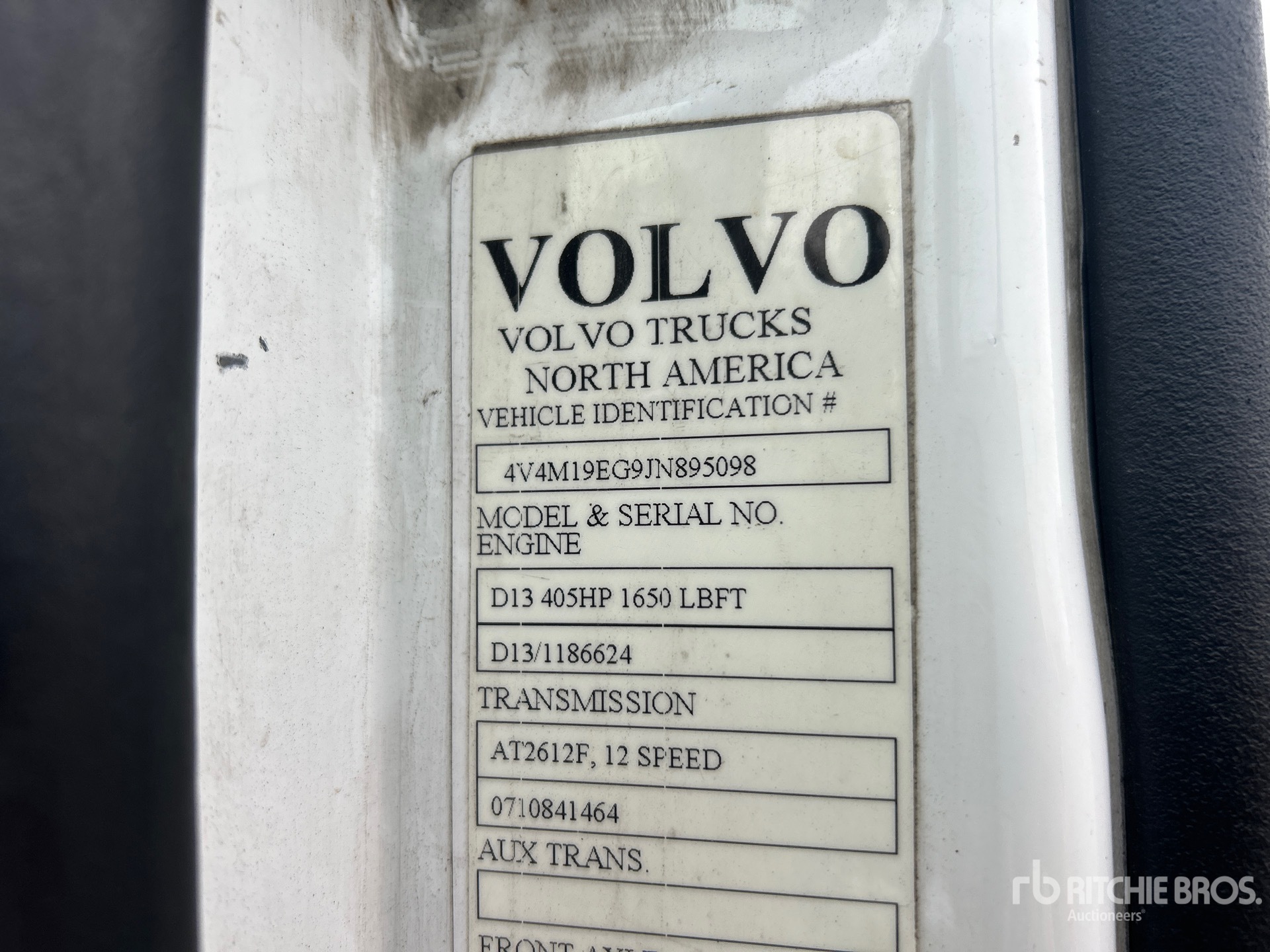 2018 Volvo VNM