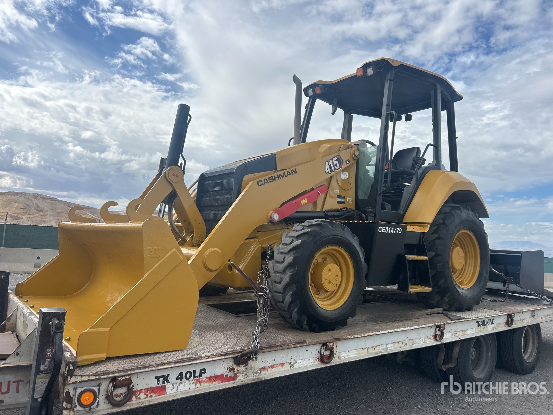 2021 Caterpillar 415 IL