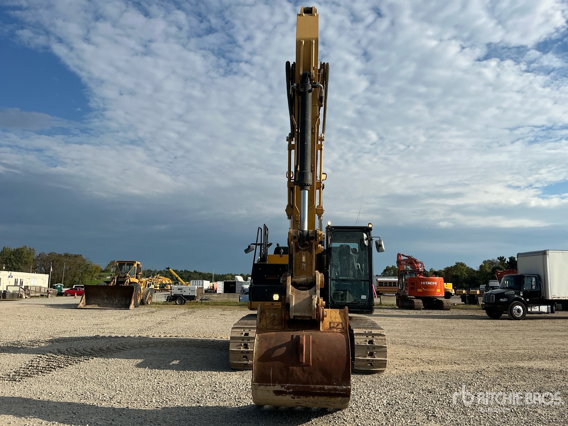 2014 Caterpillar 320E L