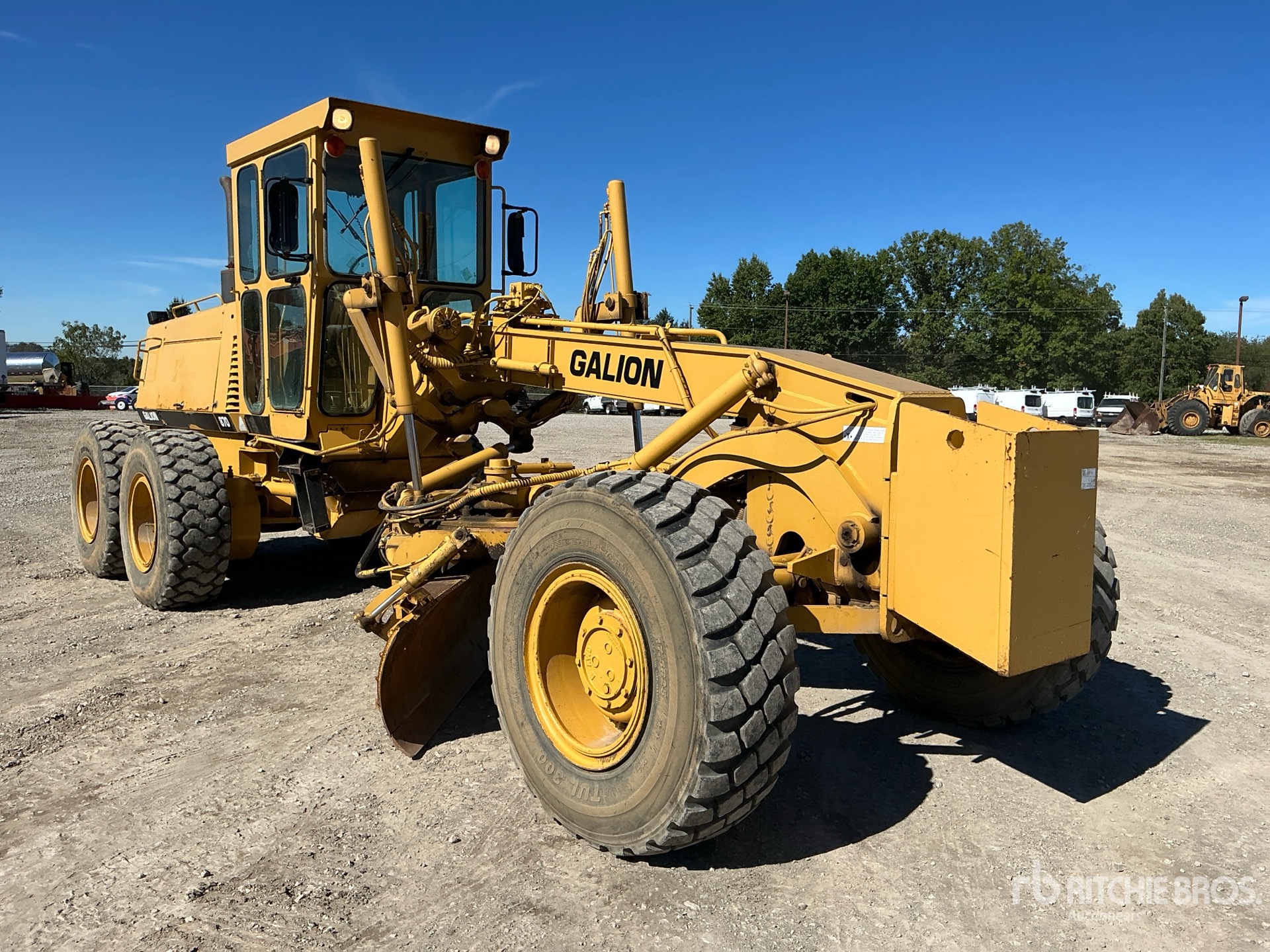 1995 Galion 870