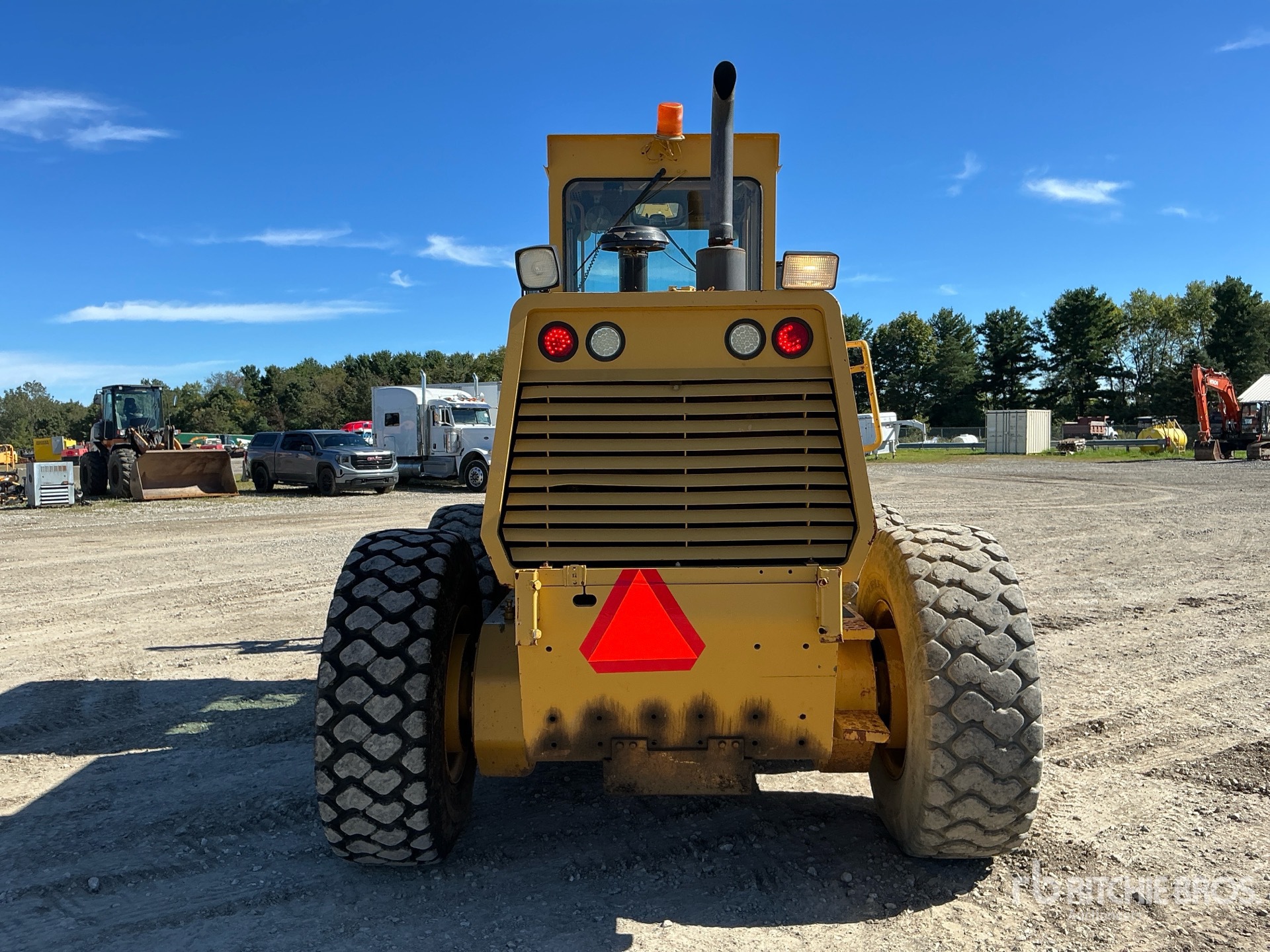 1995 Galion 870
