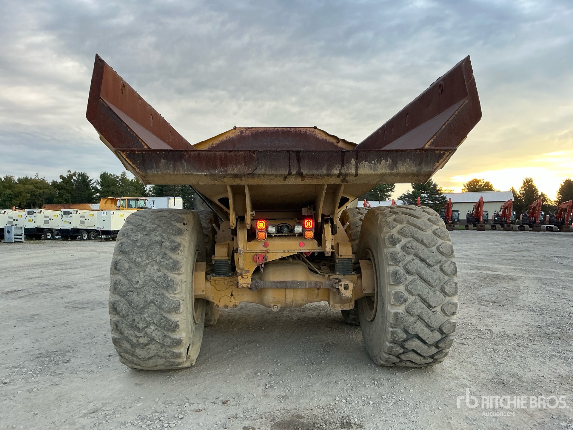 2018 Caterpillar 745