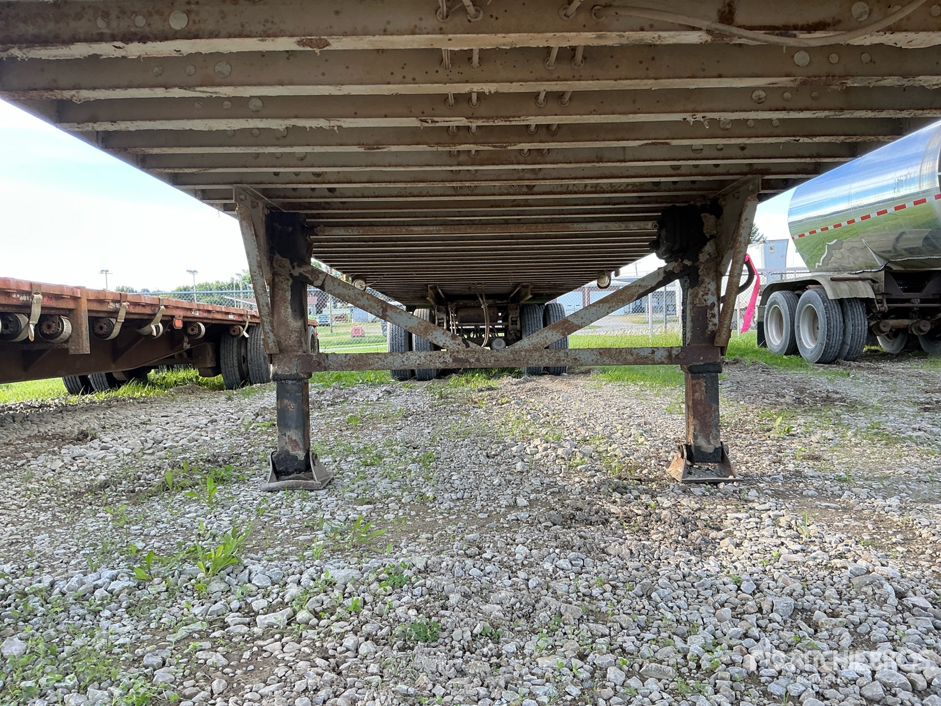 1988 Great Dane 45 FT X 96 IN T/A