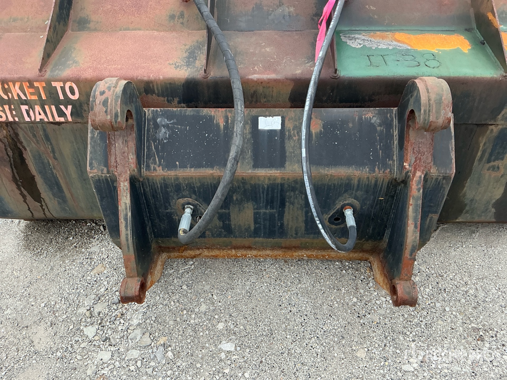 Caterpillar - FITS IT38