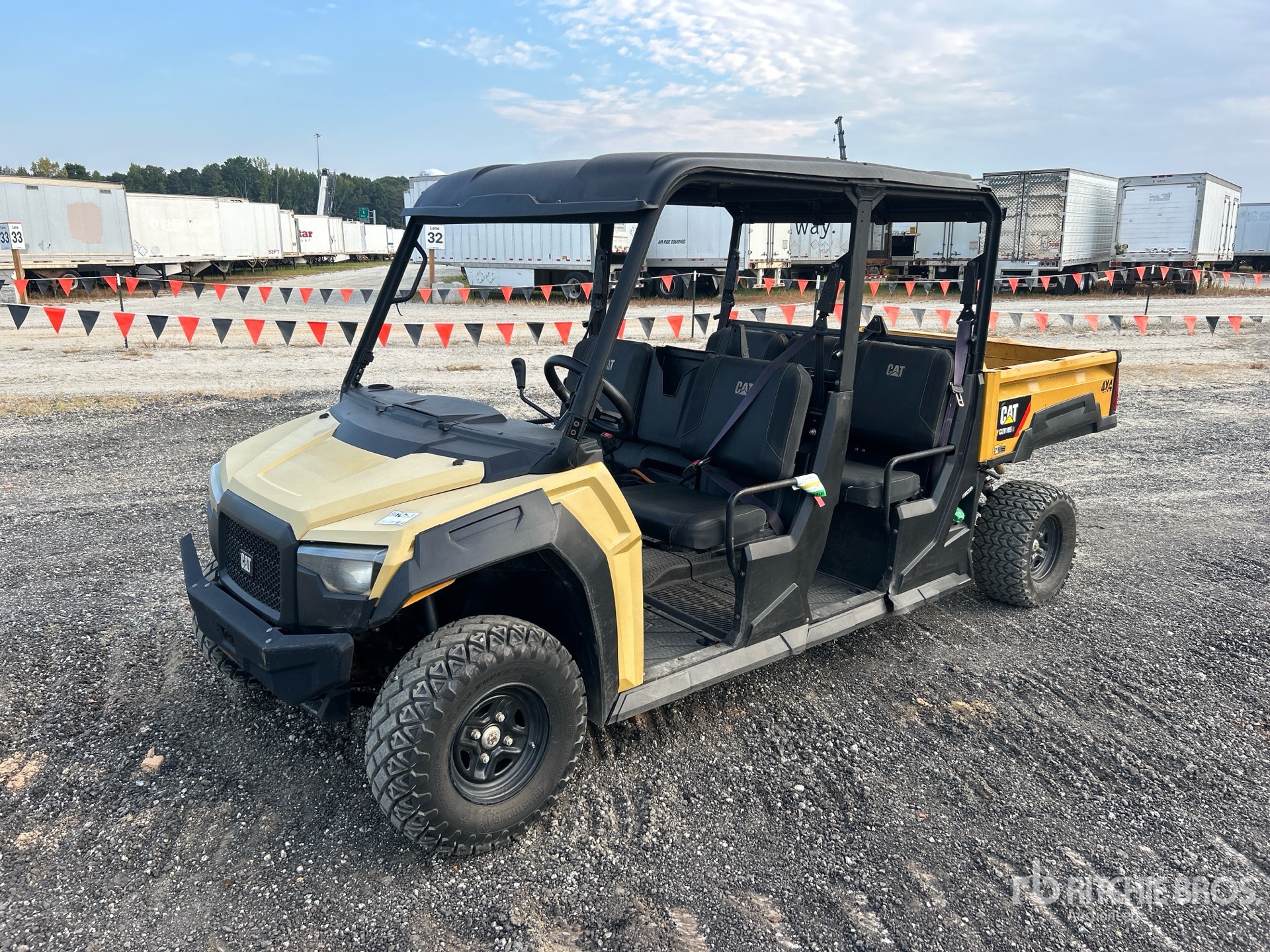 Photo of 2022 Caterpillar 6 Seat