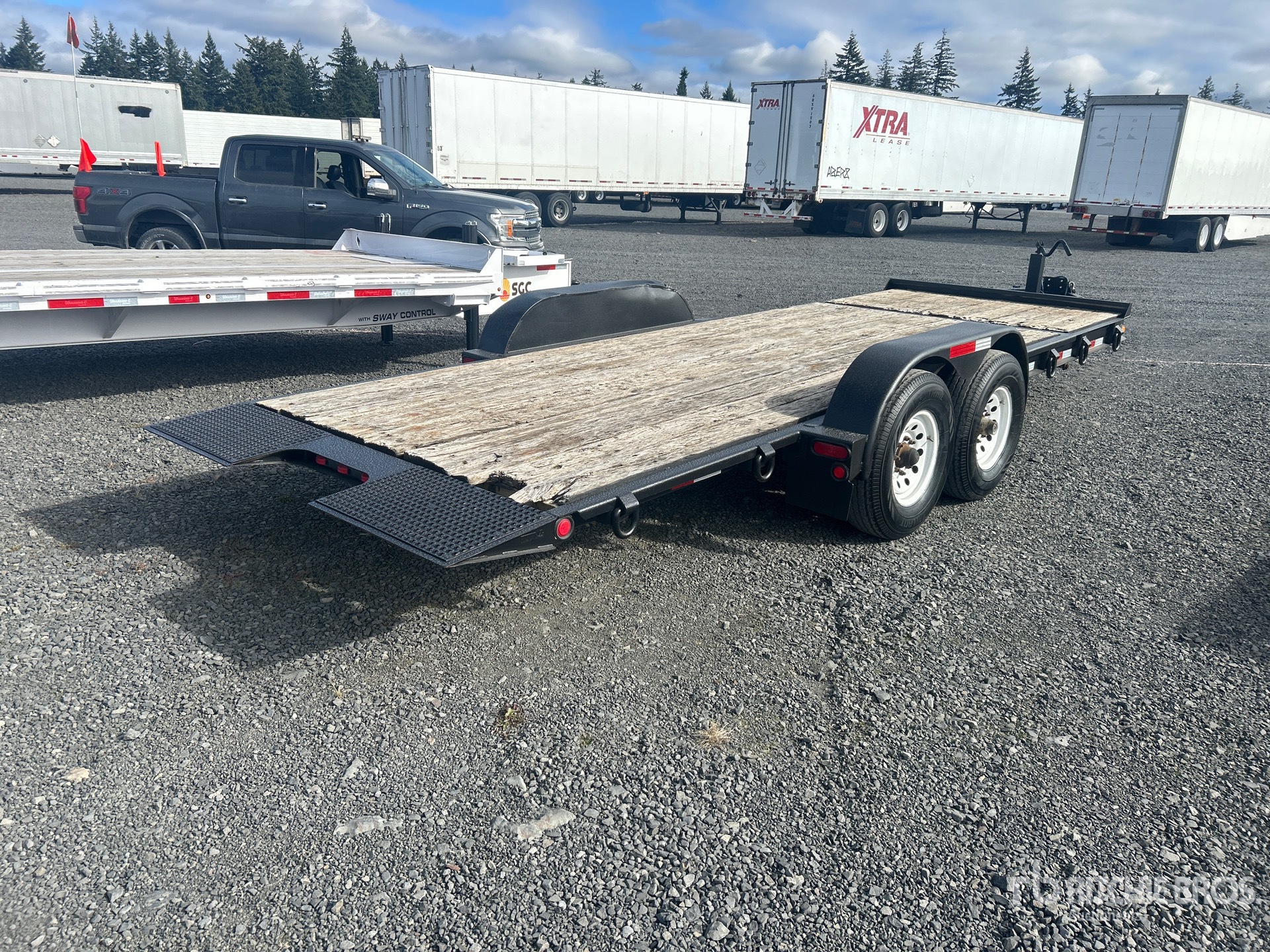 2012 Trail King TKT12U