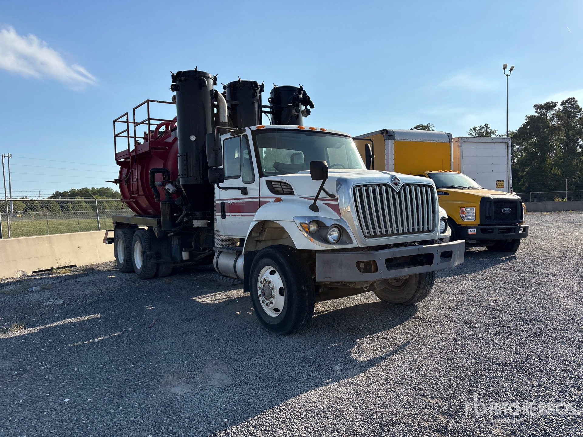 2011 International WorkStar 7600