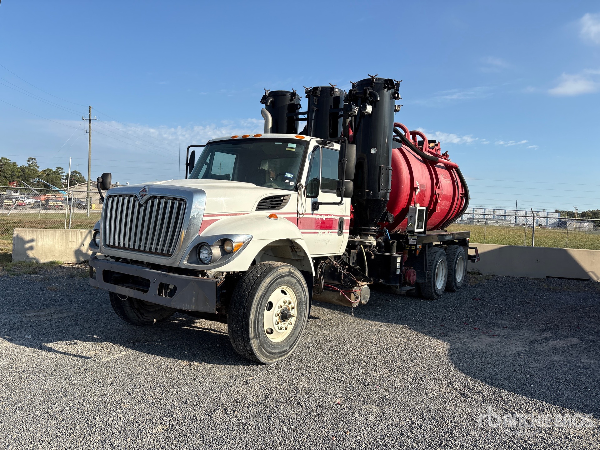 2011 International WorkStar 7600