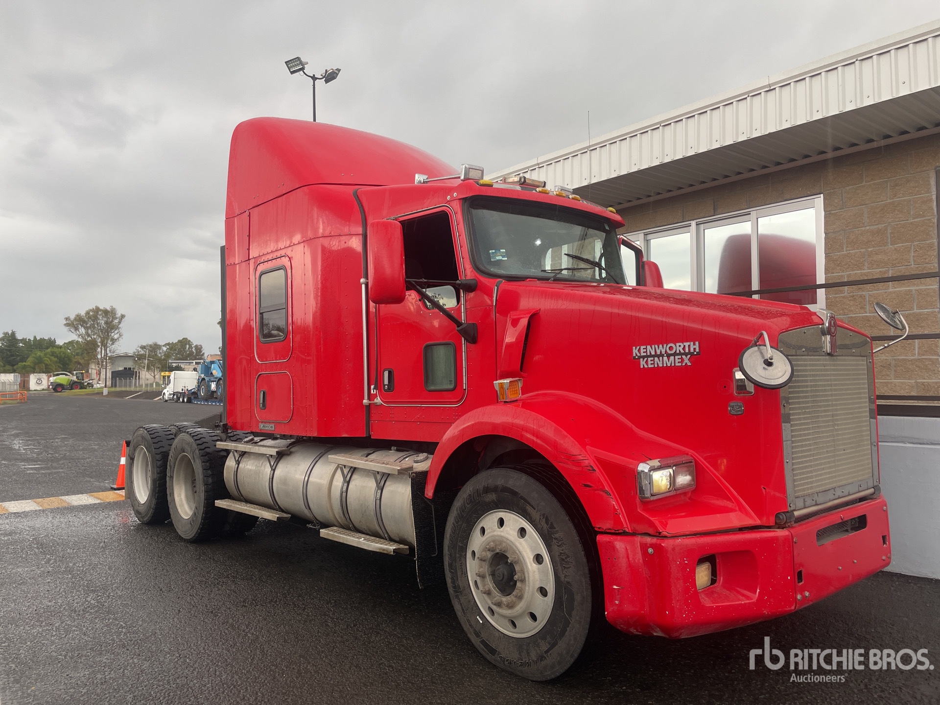 2014 Kenworth T800B