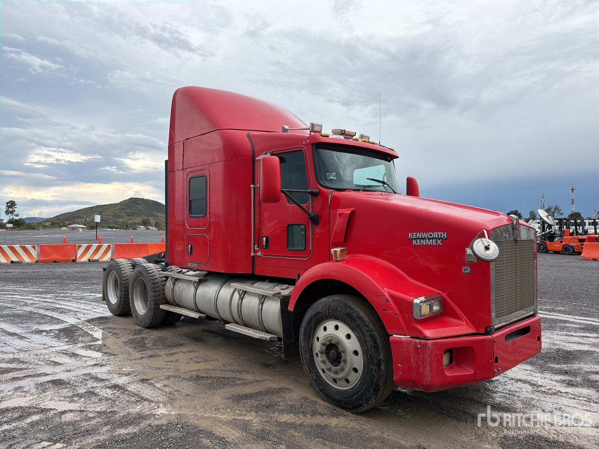 2014 Kenworth T800B