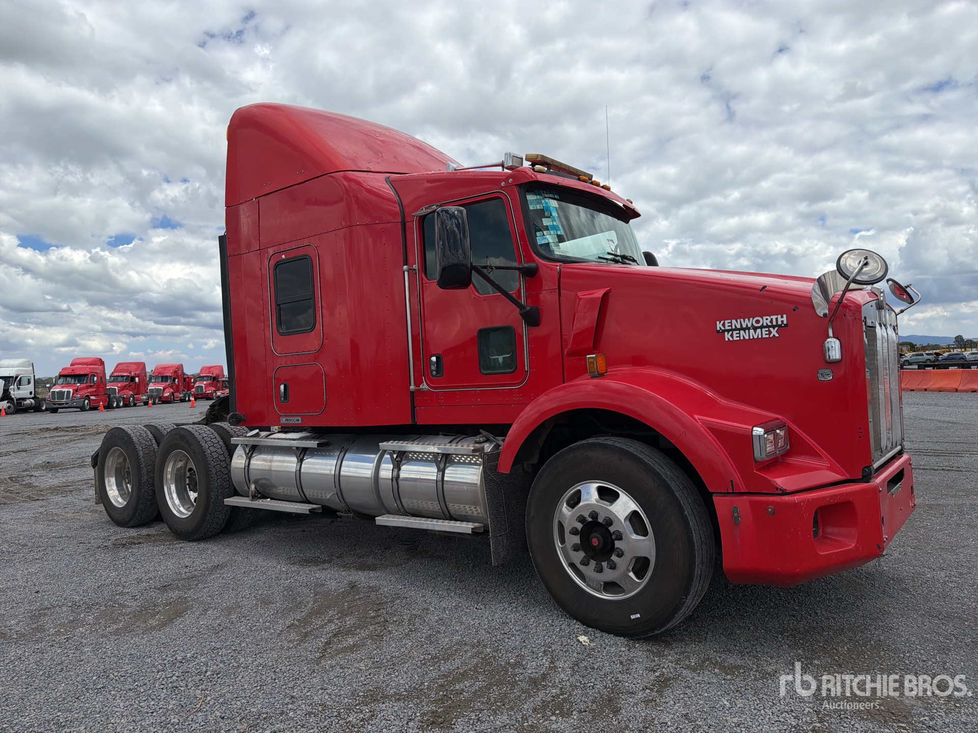 2014 Kenworth T800B