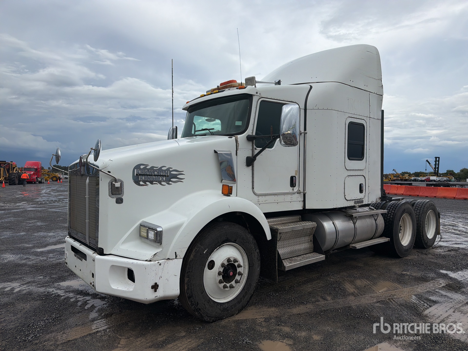 2014 Kenworth T800B
