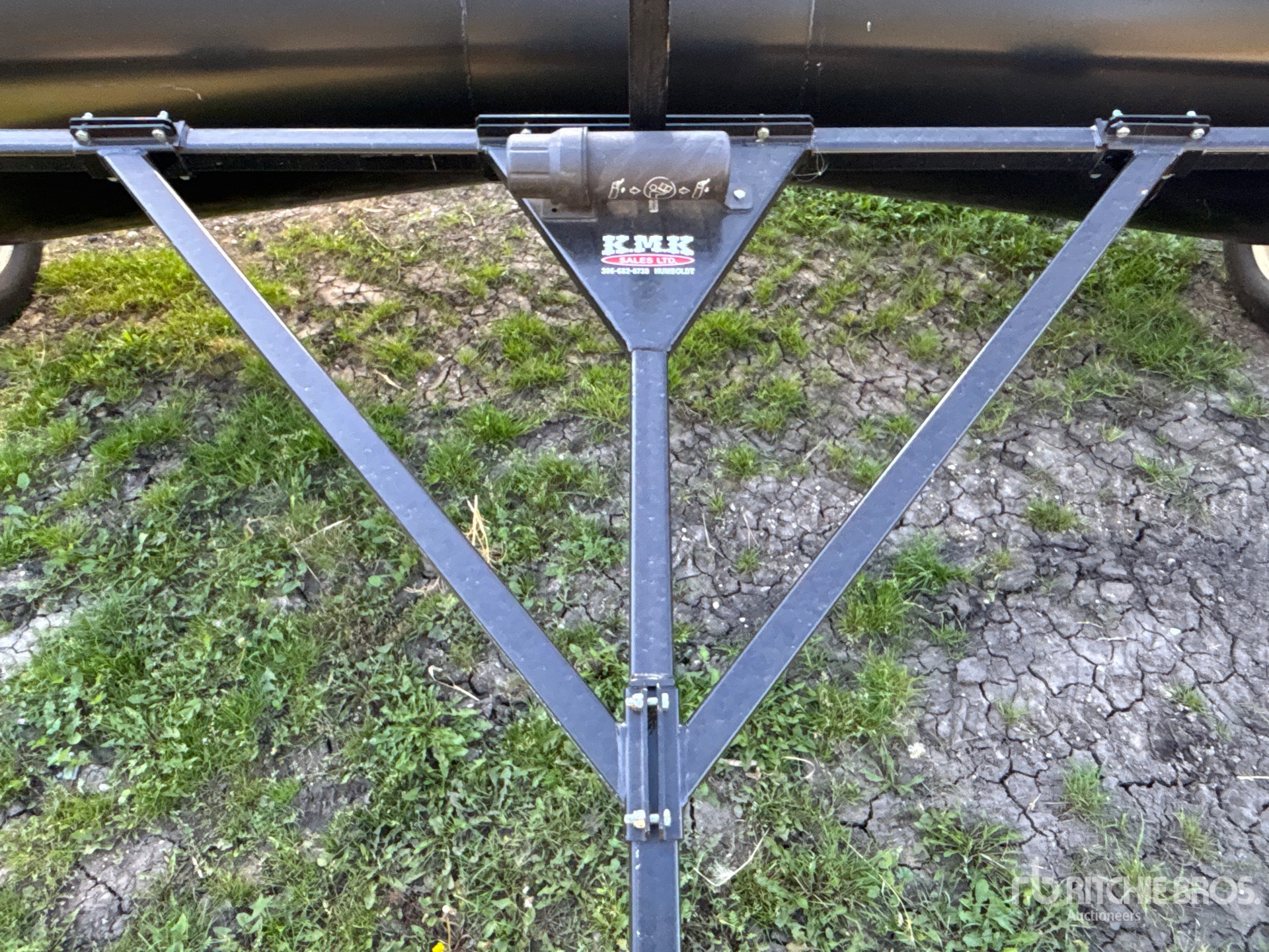 Farm King 9 FT 6 IN STEEL