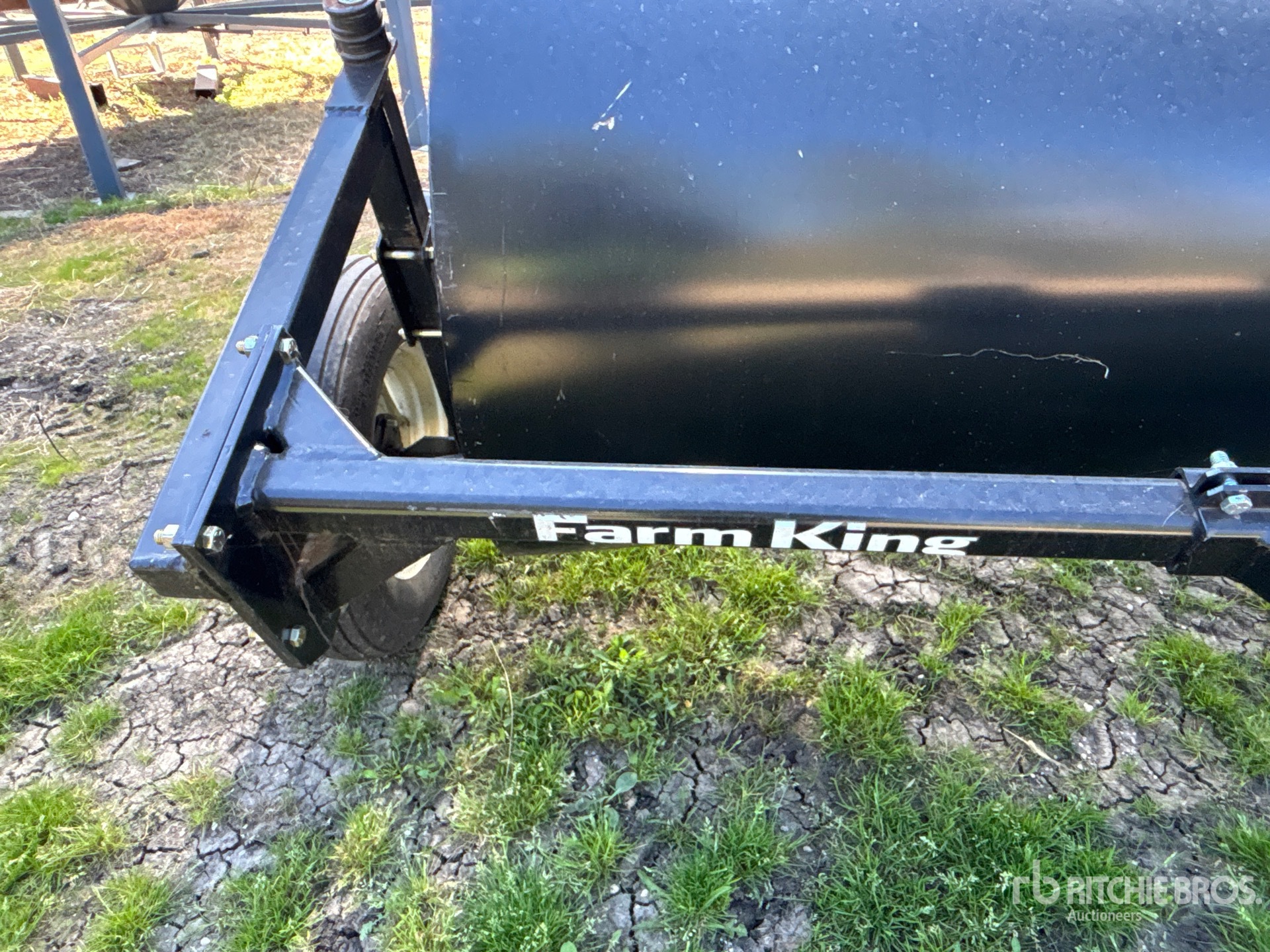Farm King 9 FT 6 IN STEEL