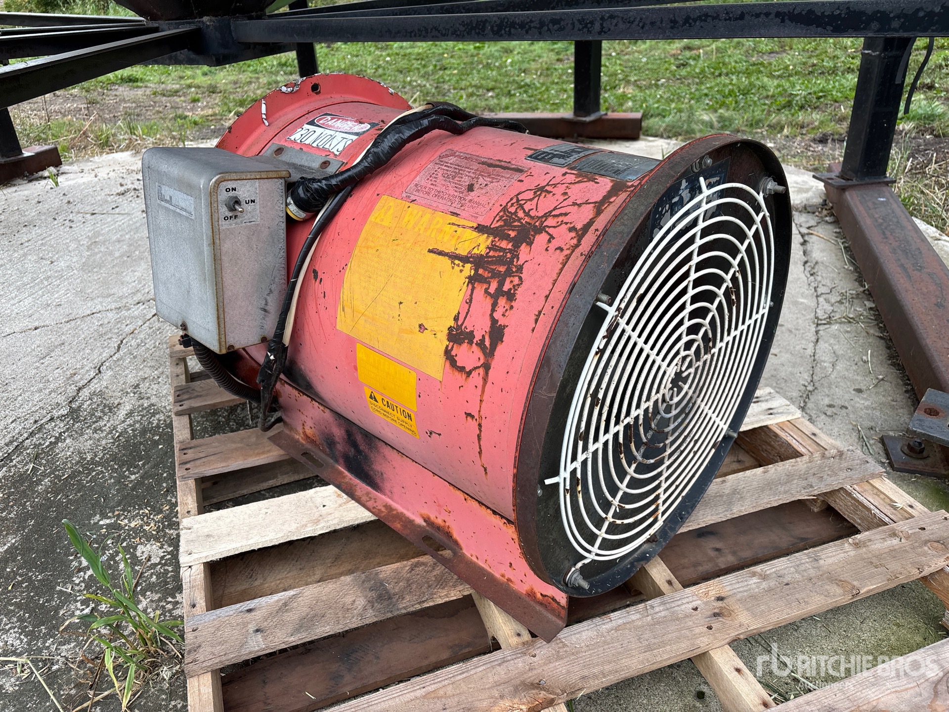 Photo of Caldwell ILC18-312