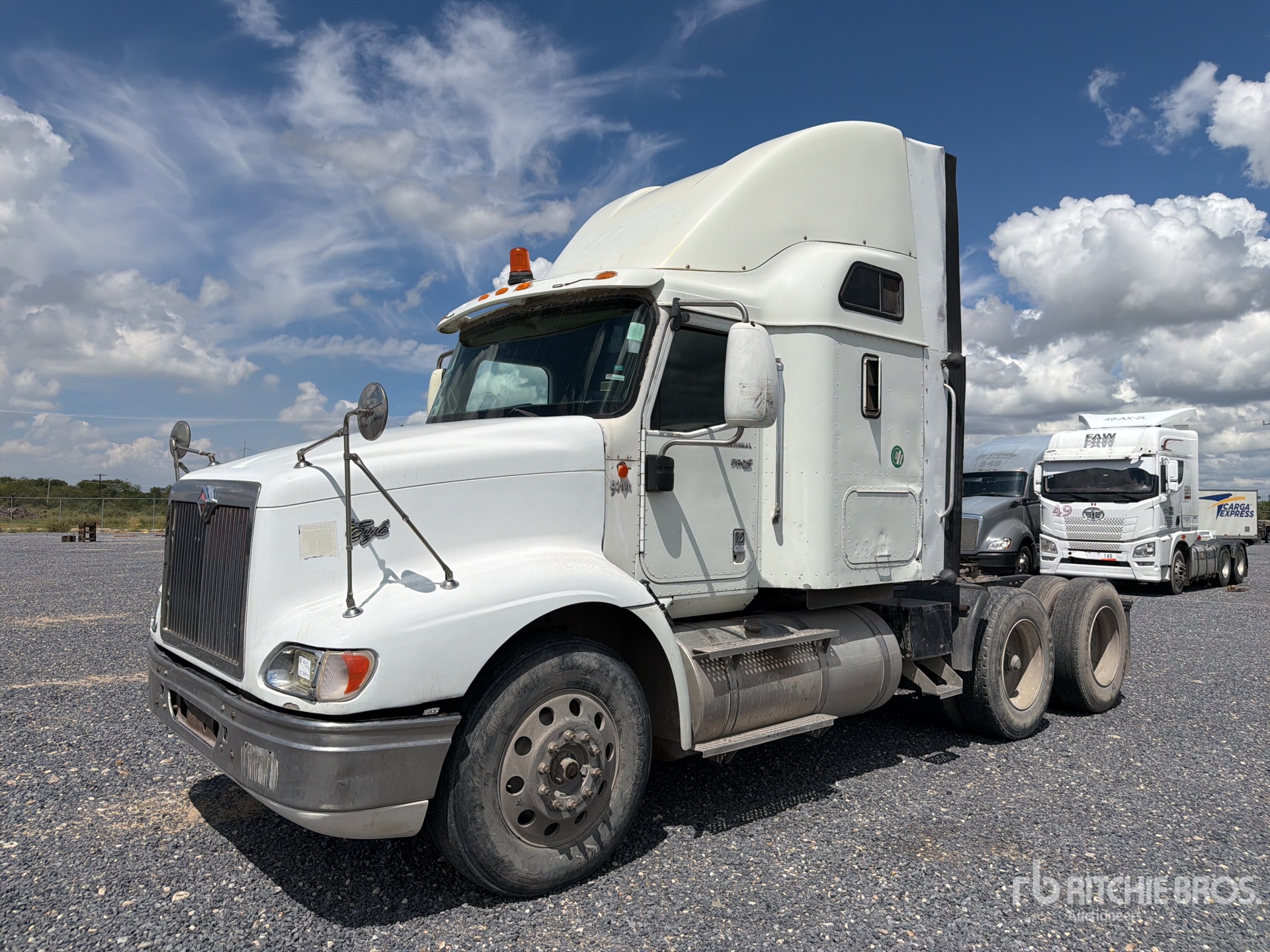2008 International 9200i