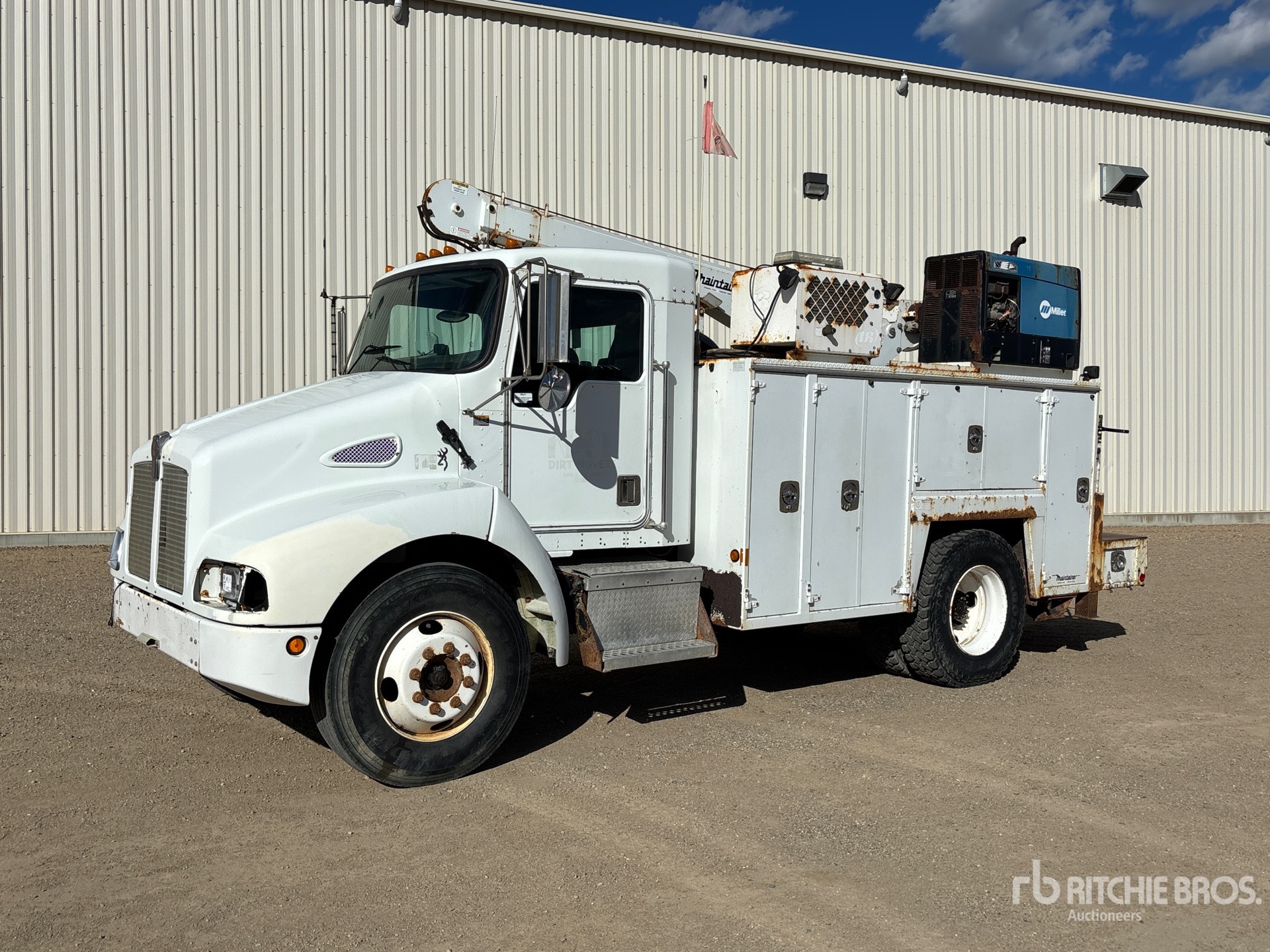 2002 Kenworth T300