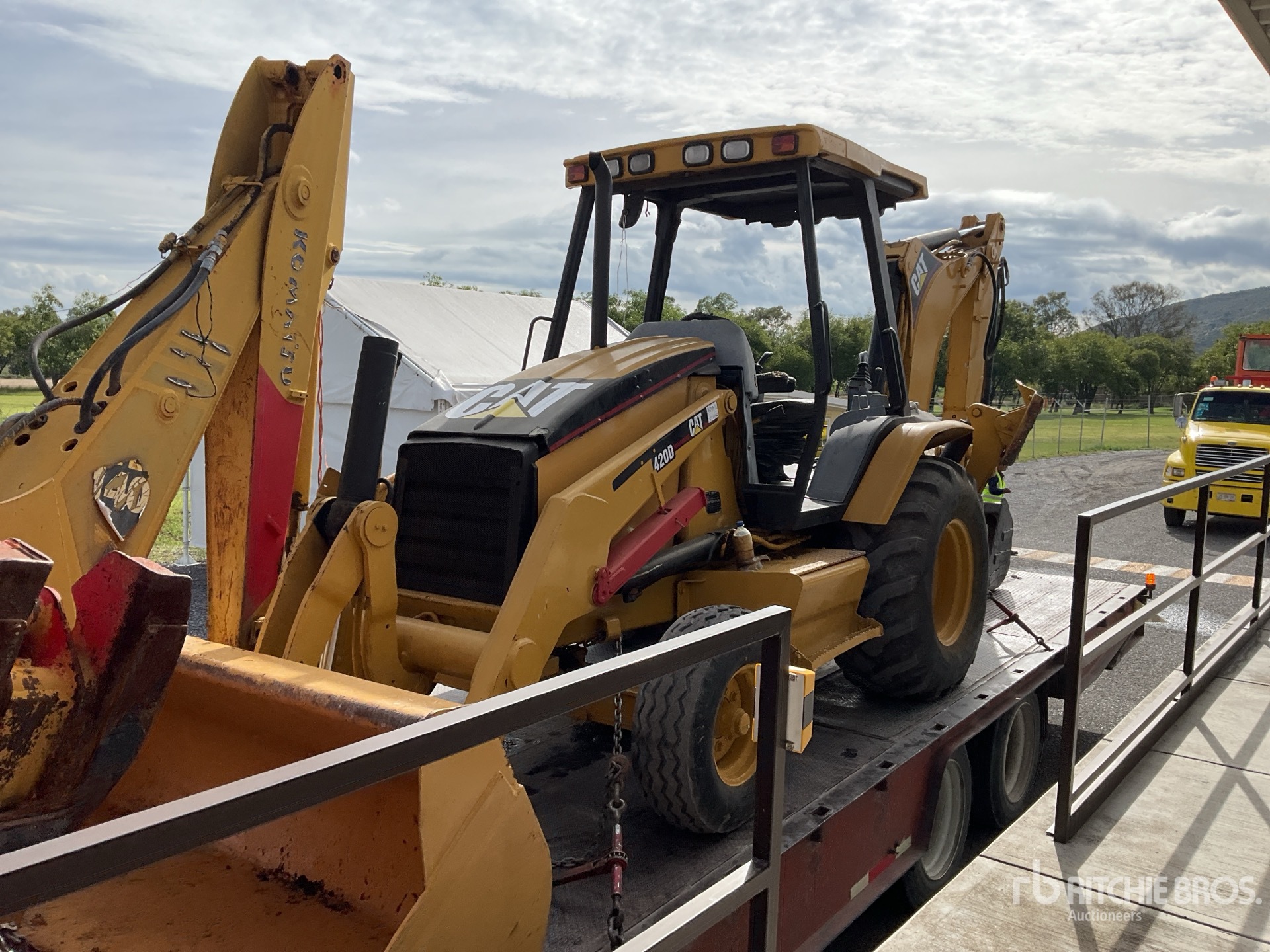 2003 Caterpillar 420D