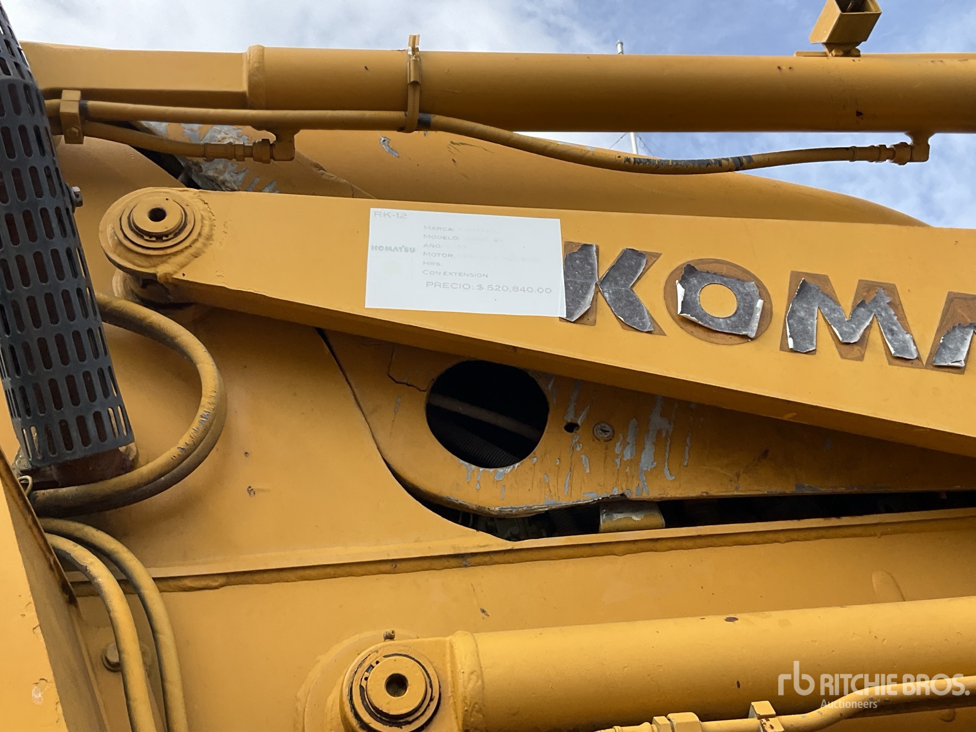 Photo of 2003 Komatsu WB140-2N
