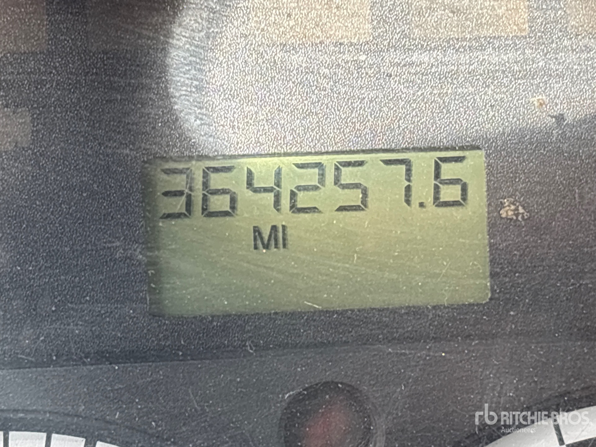 2011 Freightliner M2 106