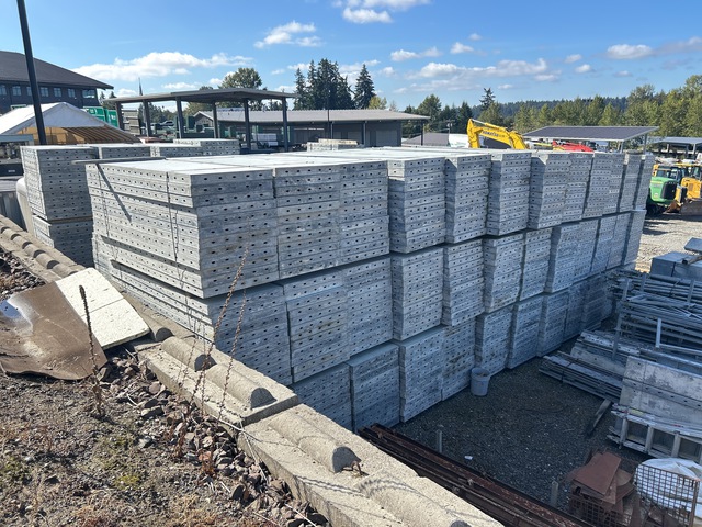 Quantity of Aluma Form Concrete Forms