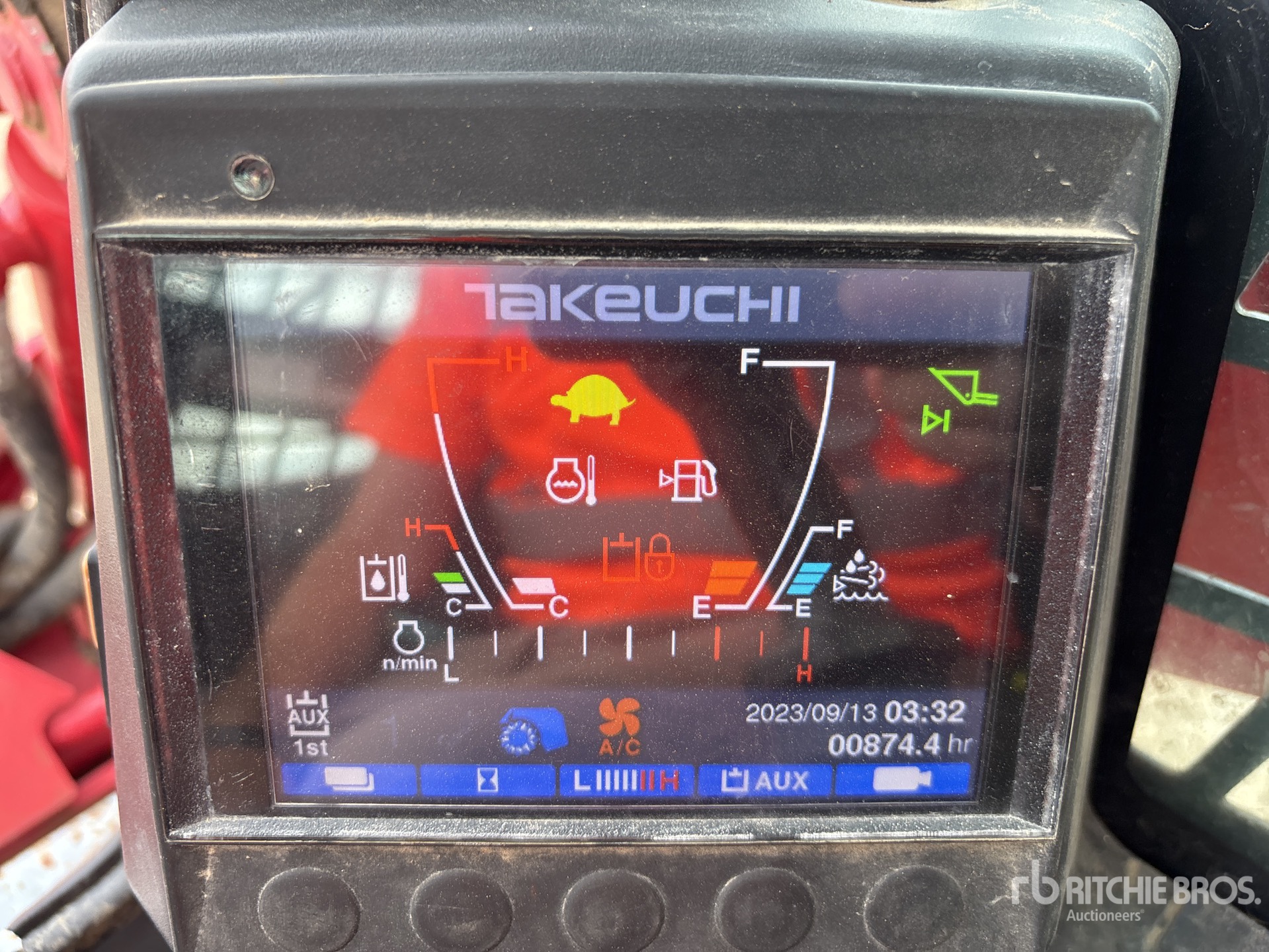 2021 Takeuchi TL12V-2