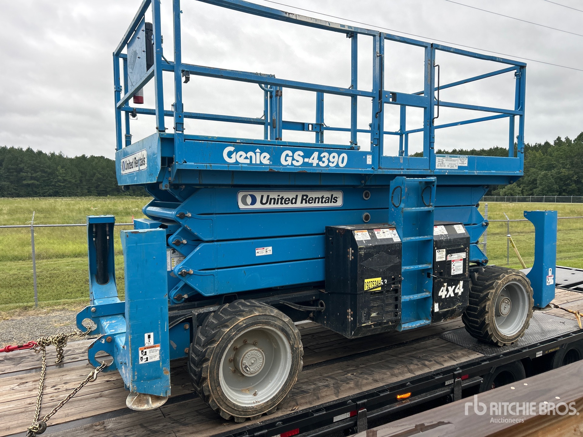2017 Genie GS-4390
