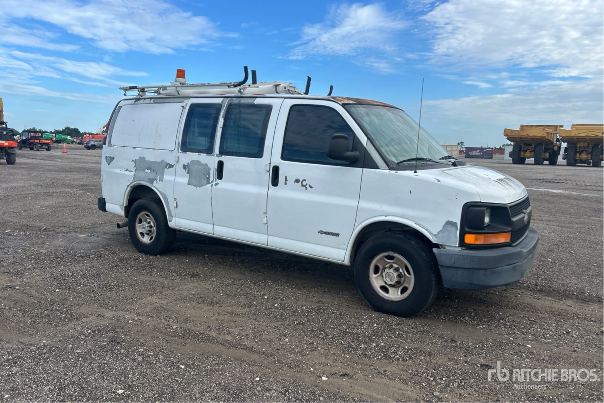 2004 Chevrolet EXPRESS 3500