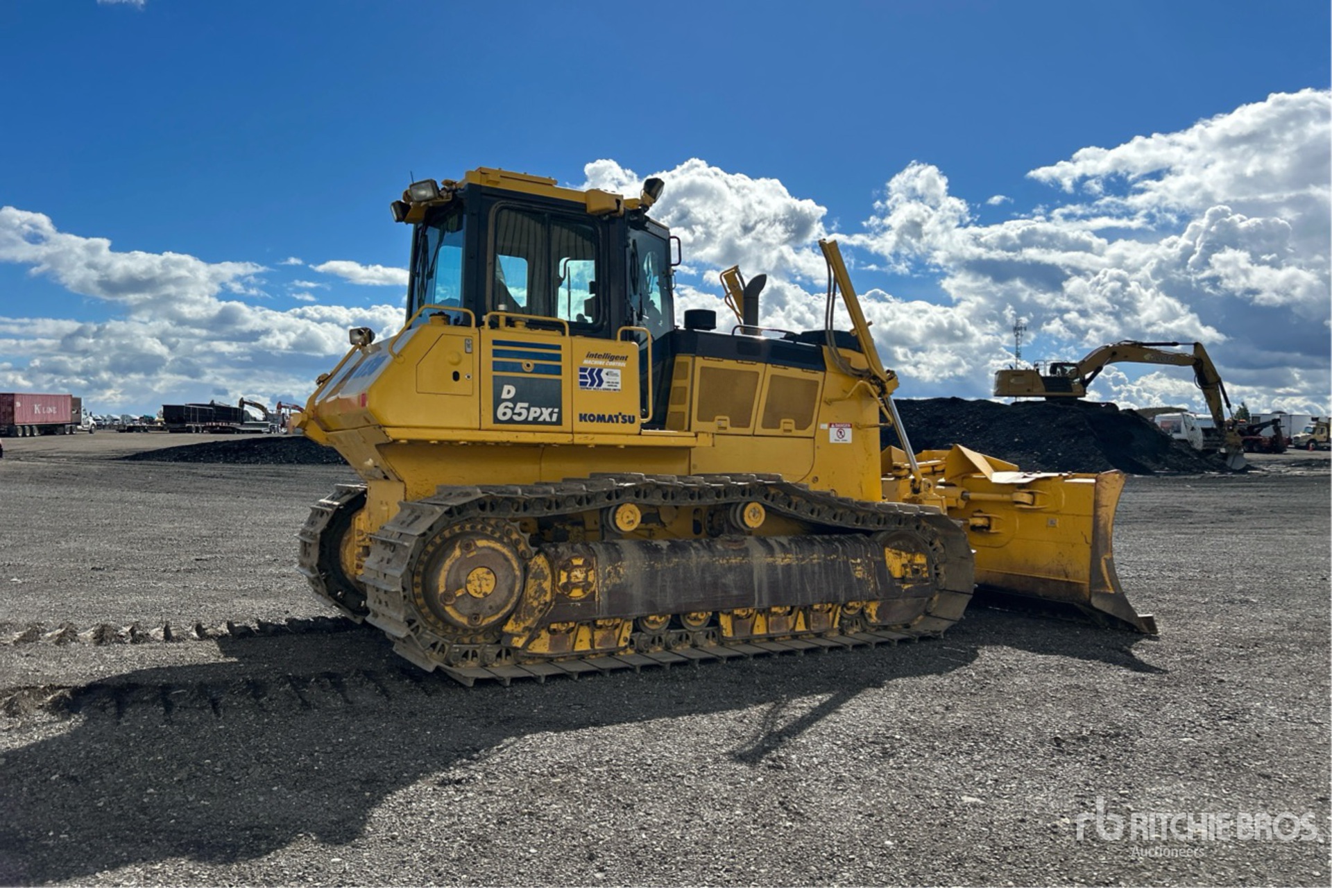 2019 Komatsu D65PXI18
