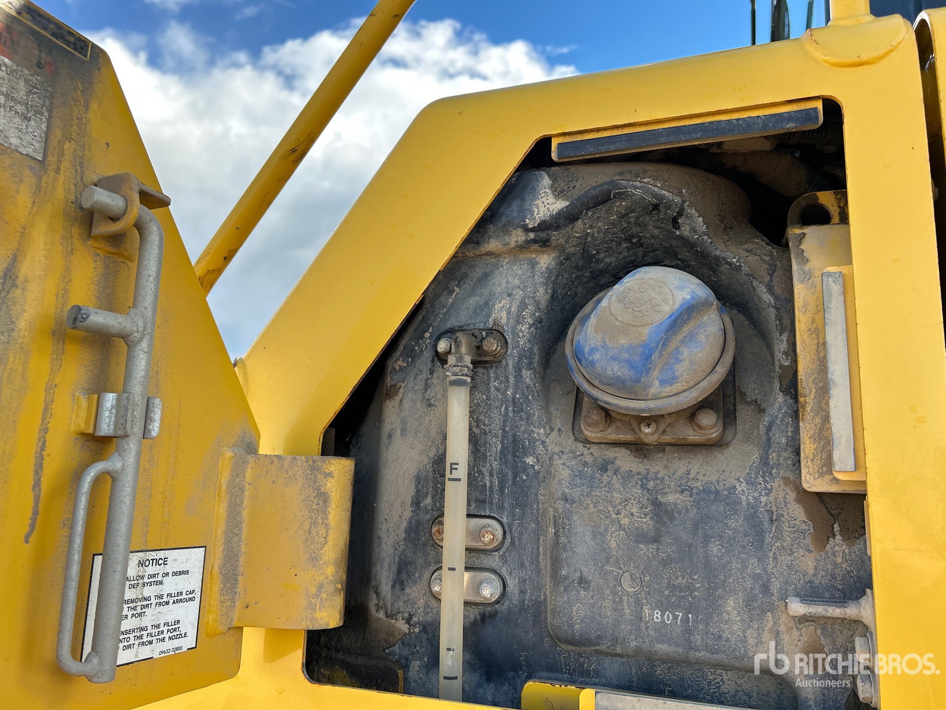 2019 Komatsu D65PXI18