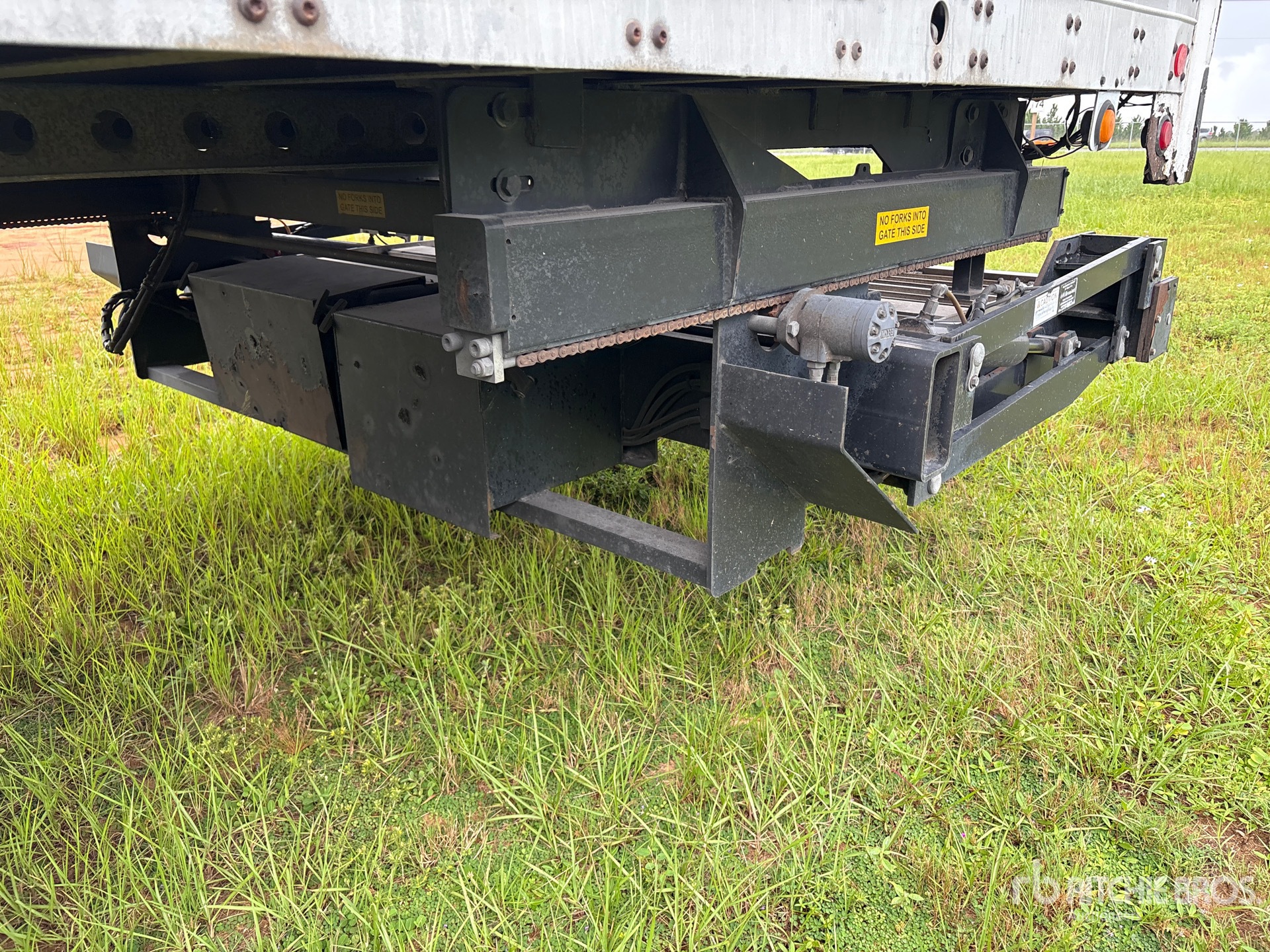 2002 Wabash 53 ft x 102 in T/A