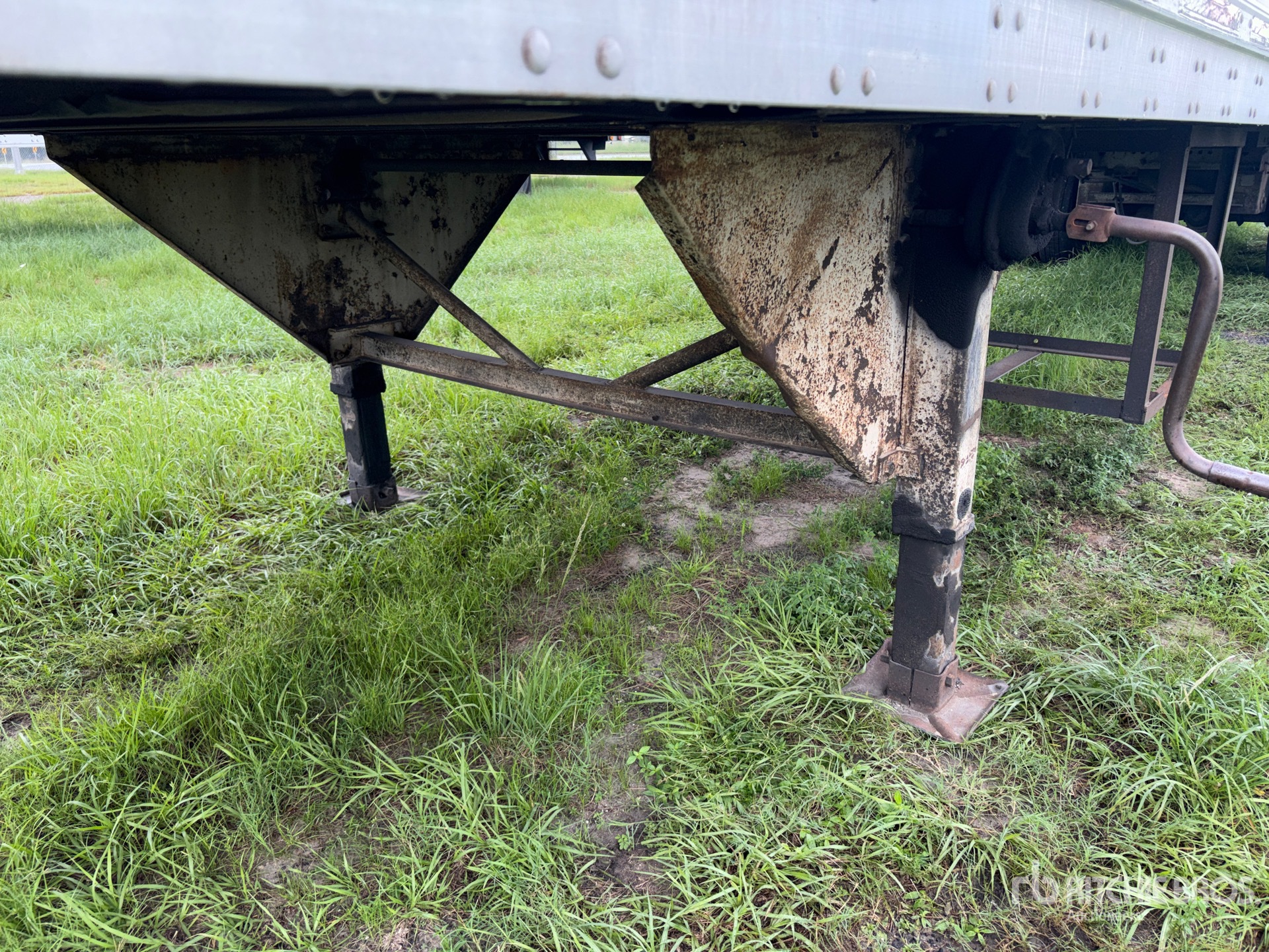 1991 Trailmobile 53 FT X 102 IN T/A