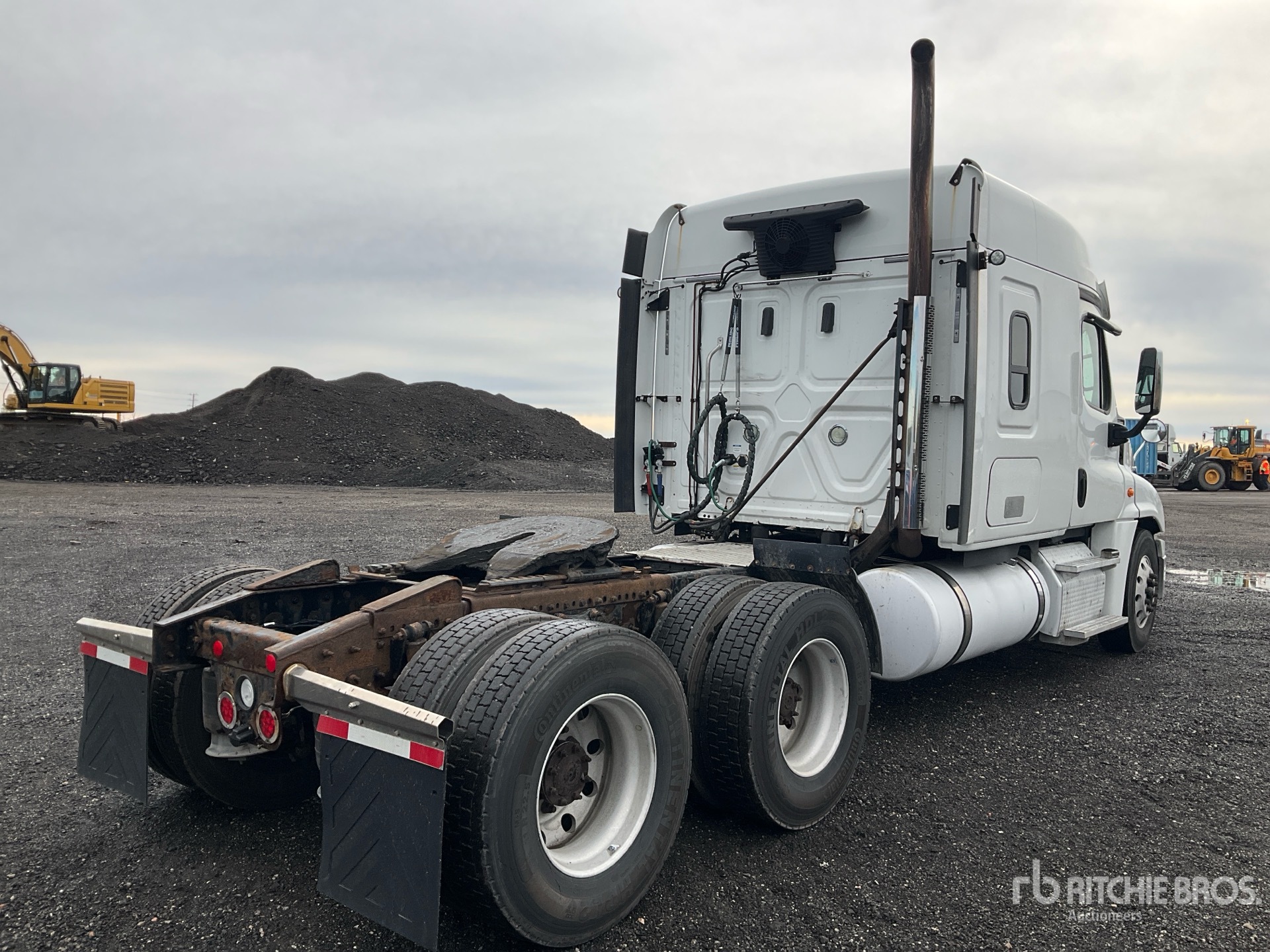 2018 Freightliner CASCADIA 125