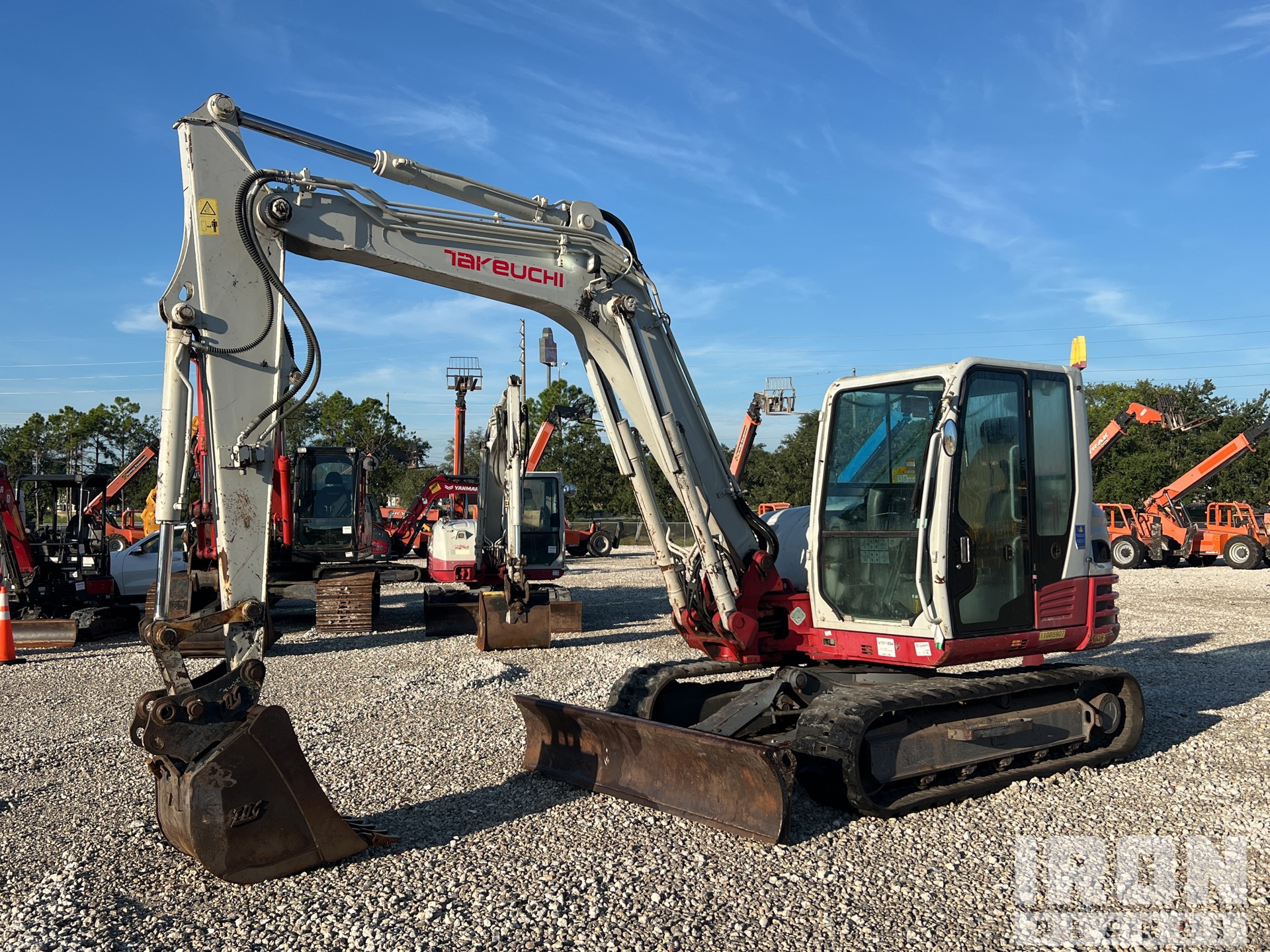 Photo of 2019 Takeuchi TB290