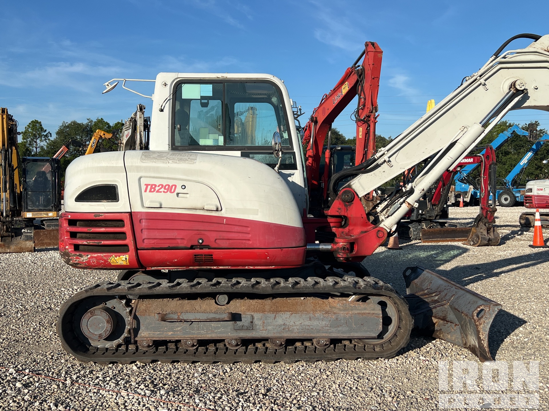 2019 Takeuchi TB290