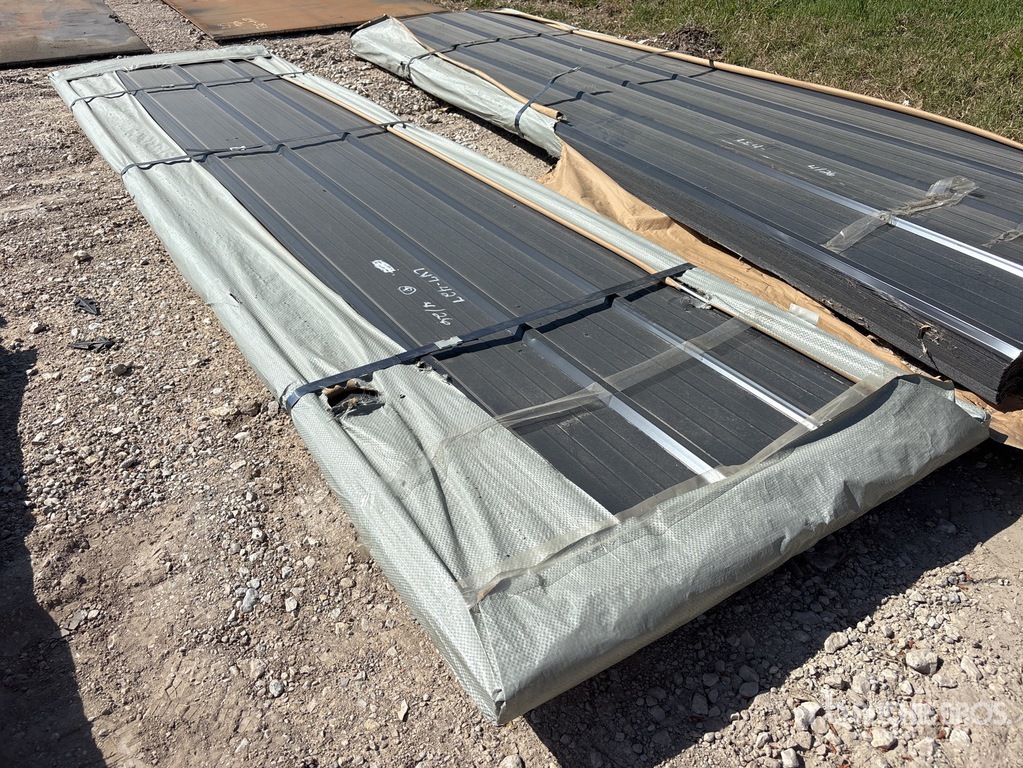General Appearance with Bild, Ecke hinten links