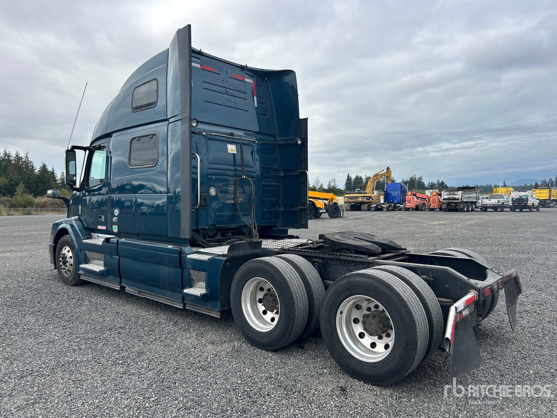 2017 Volvo VNL