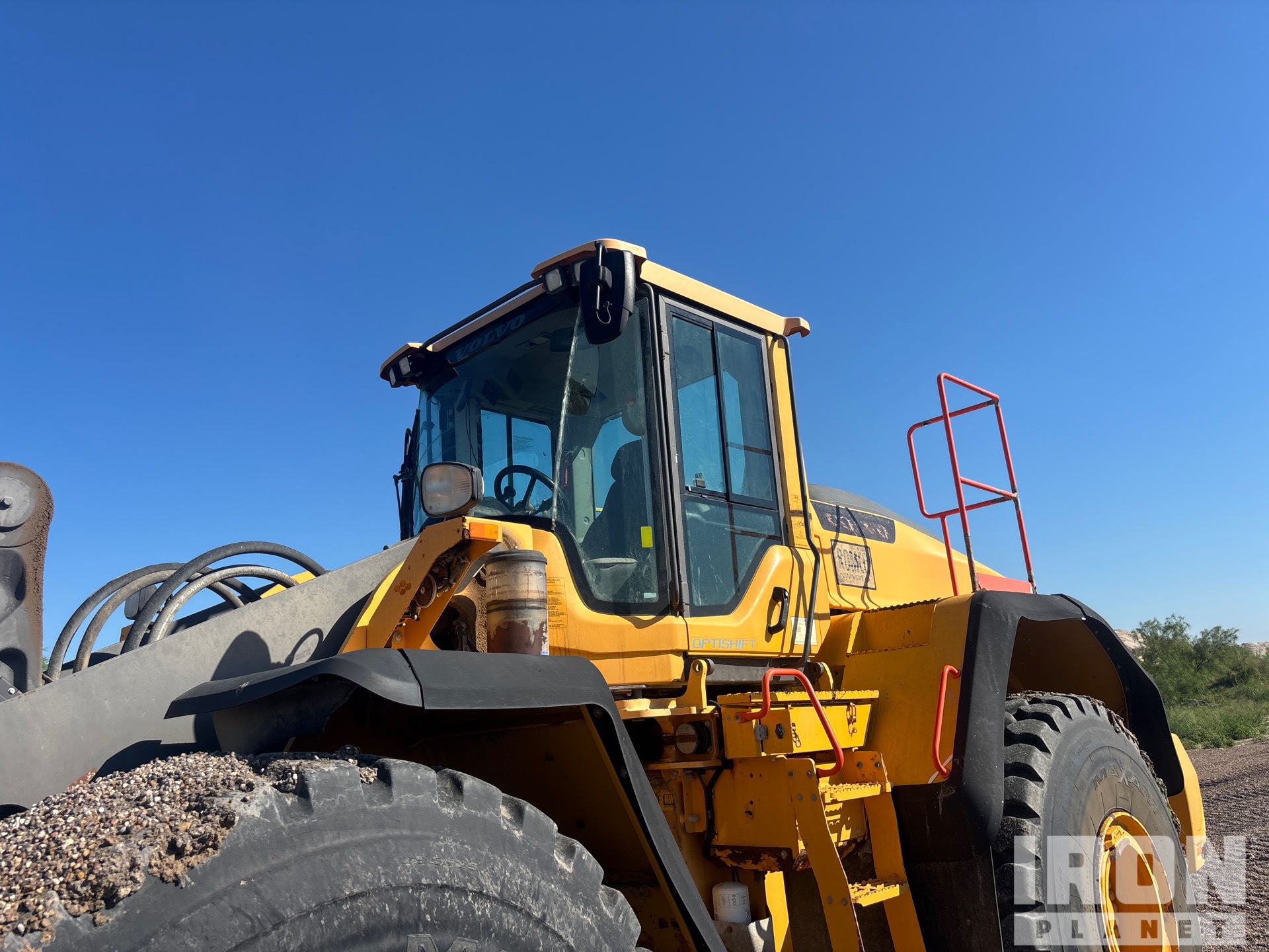 2020 Volvo L220H