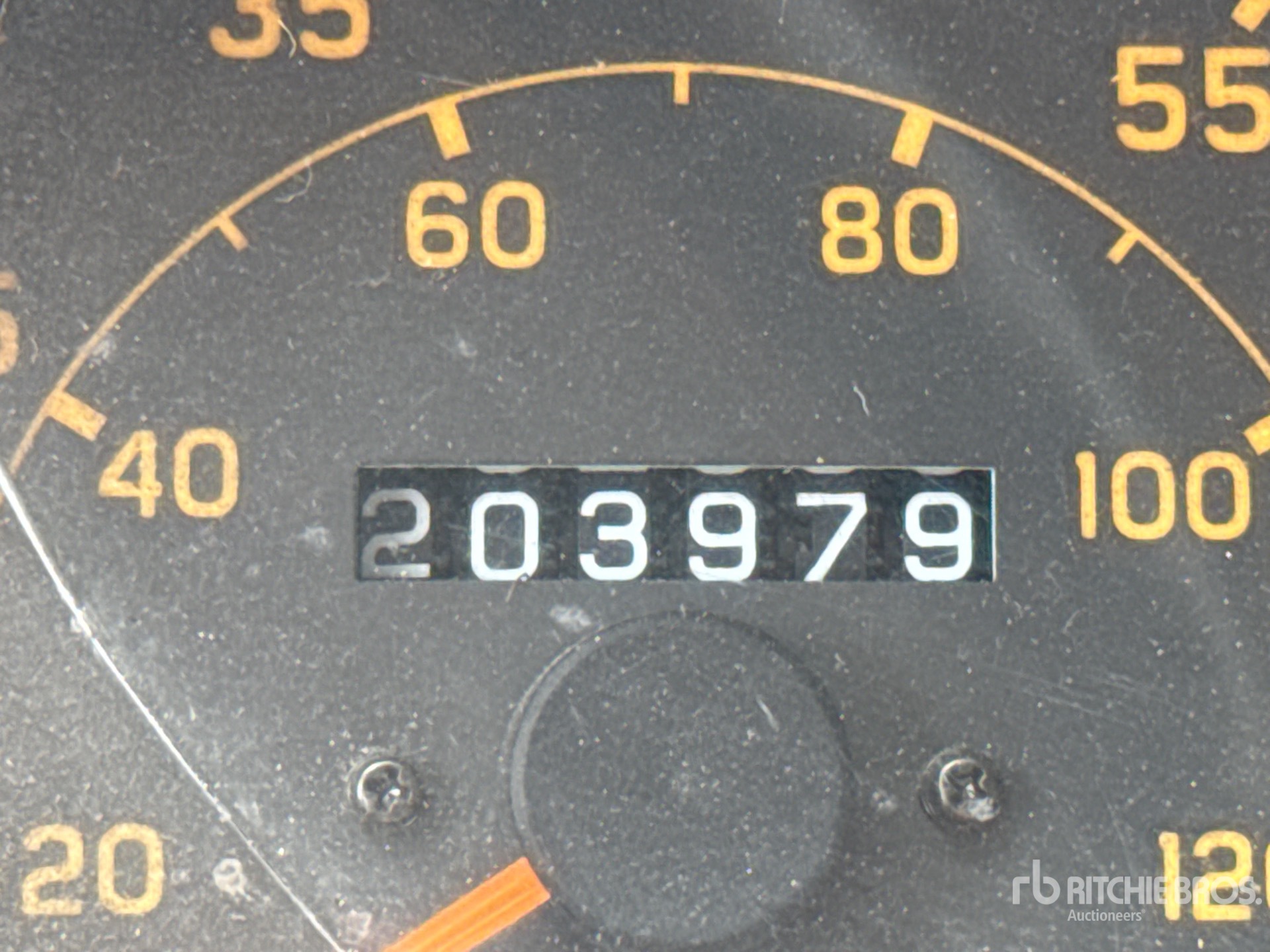 2002 GMC T7500