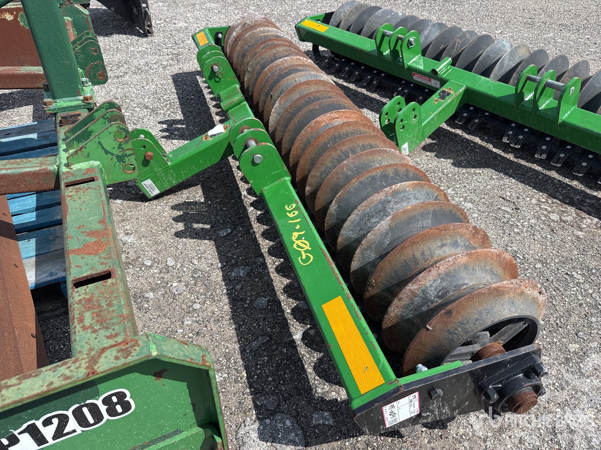 Dirt Dog 103 In Crimper