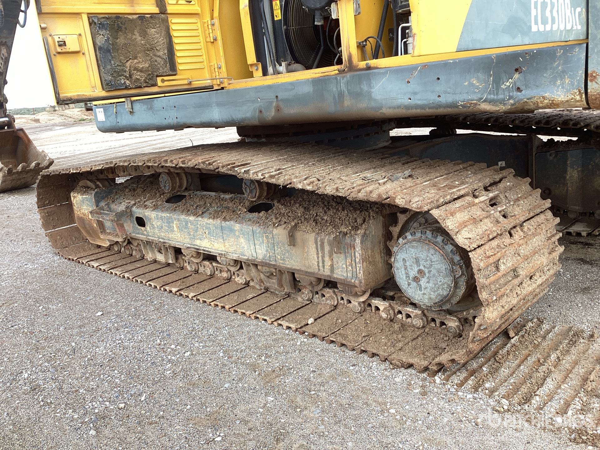2002 Volvo EC330B LC