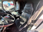 4 Transmision with Seats/armrests