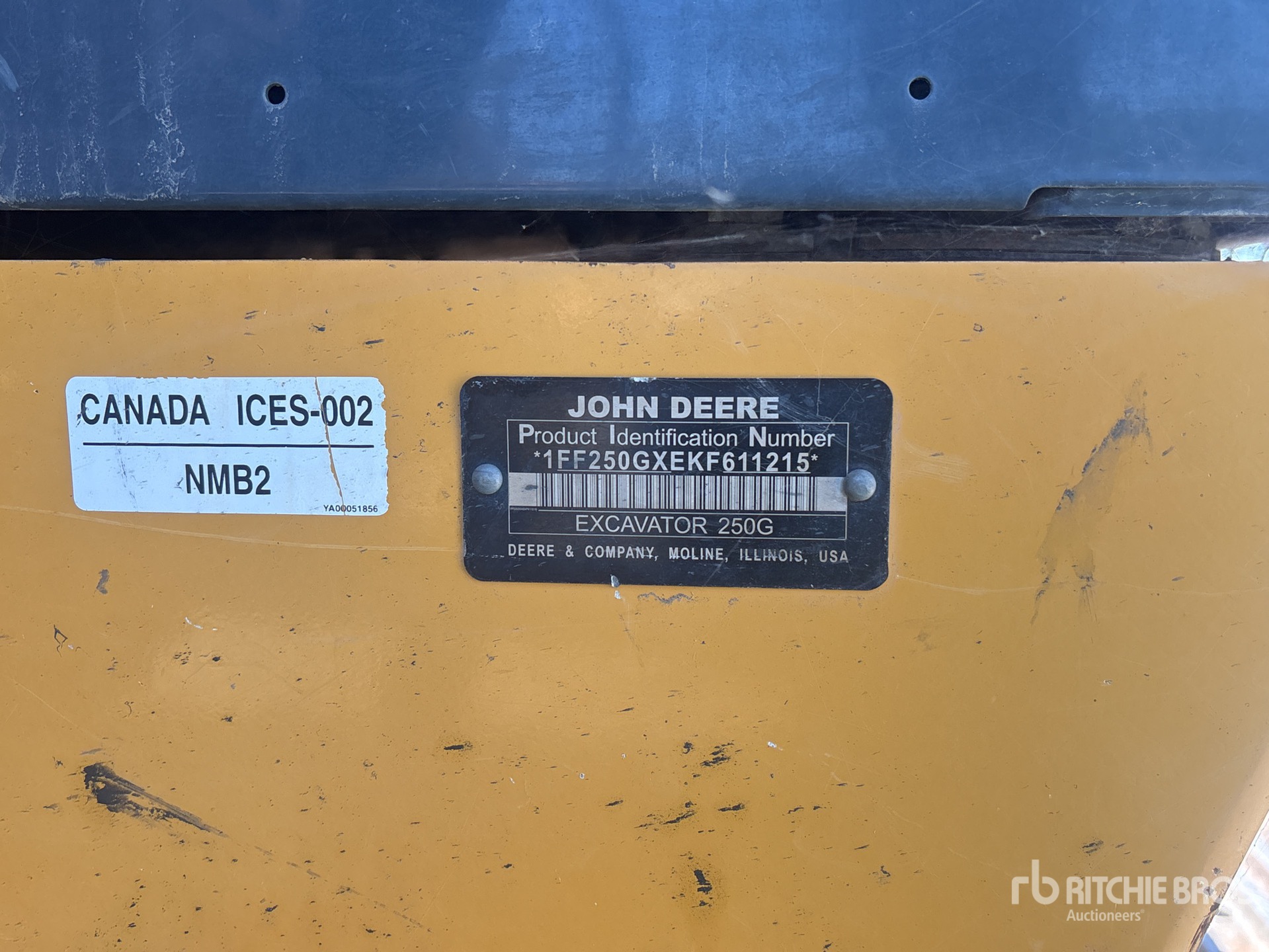 2019 John Deere 250G