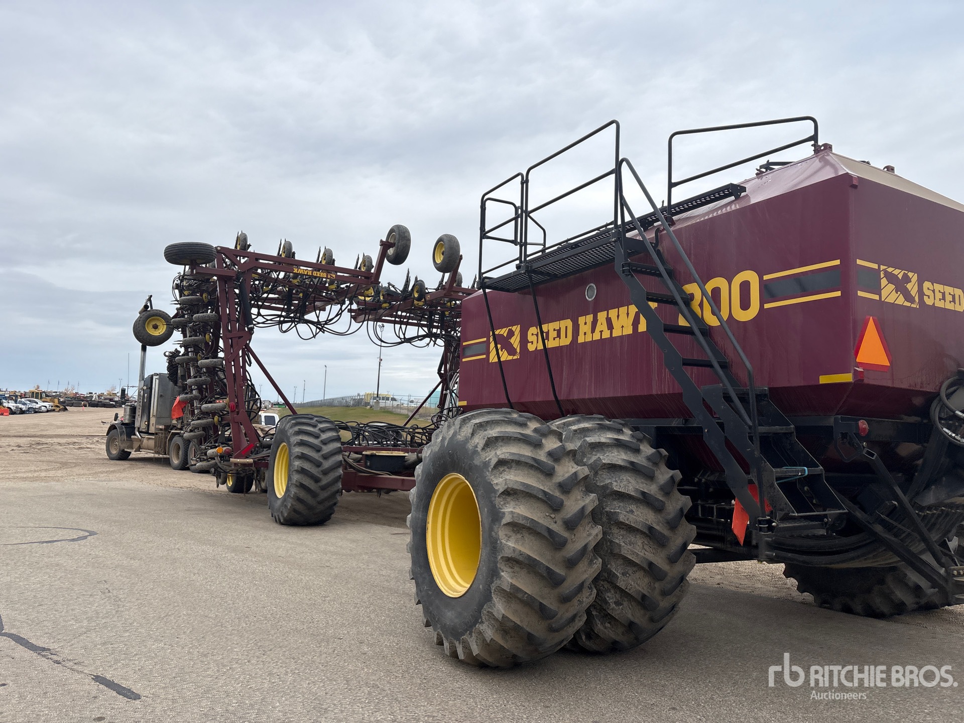 Photo of 2009 Seed Hawk 6510