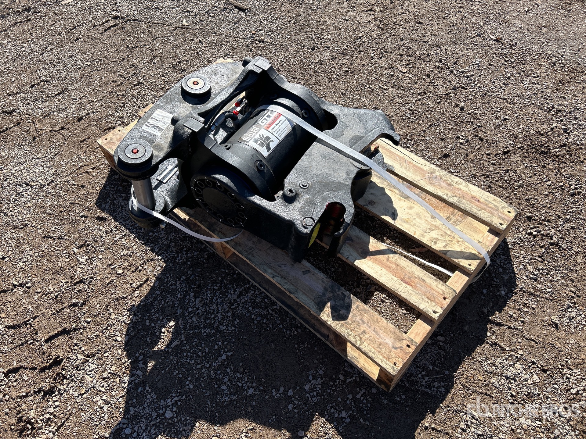 Miller Hydraulic Tilting (Unused)
