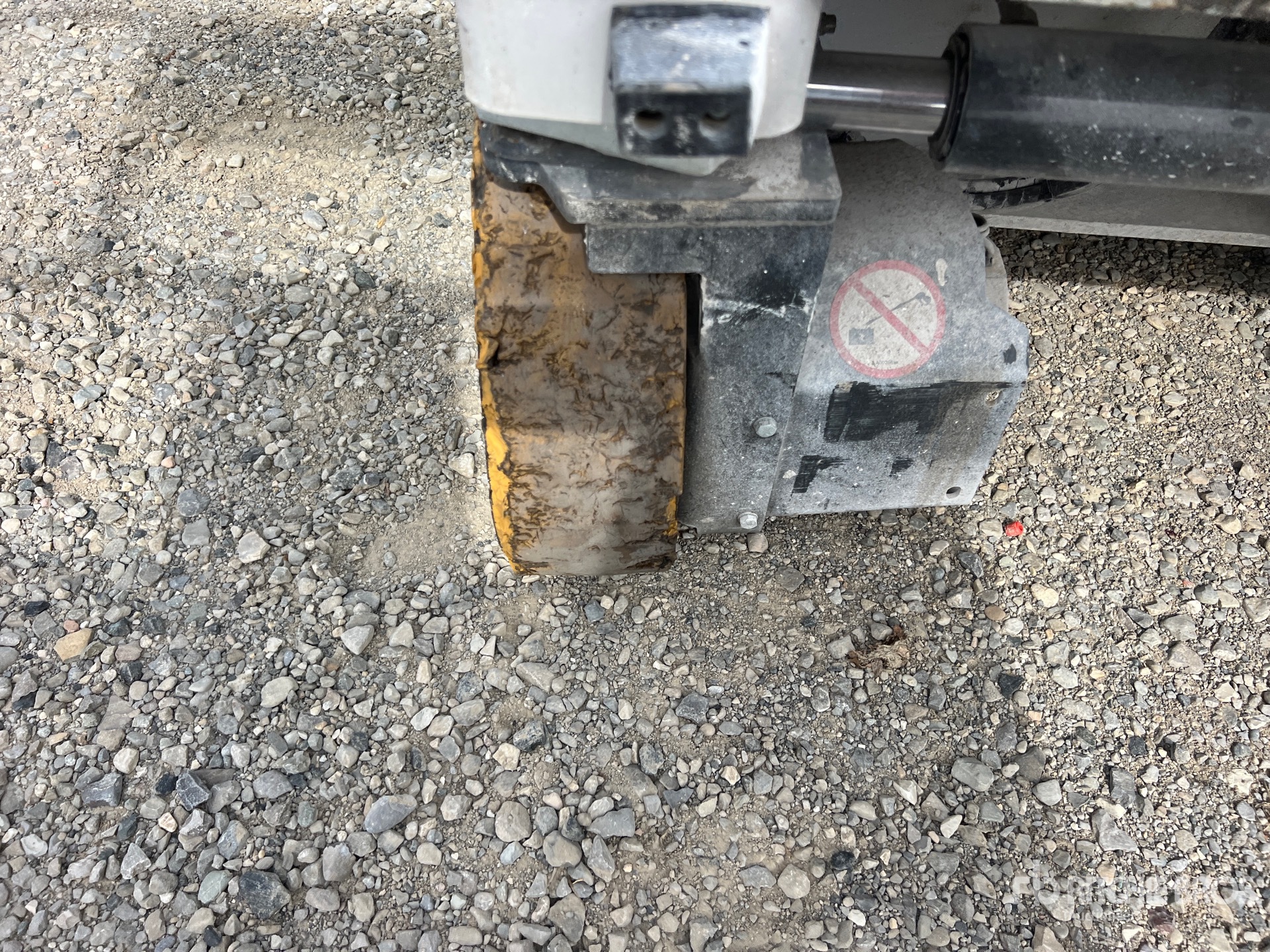 2019 Imer 8122