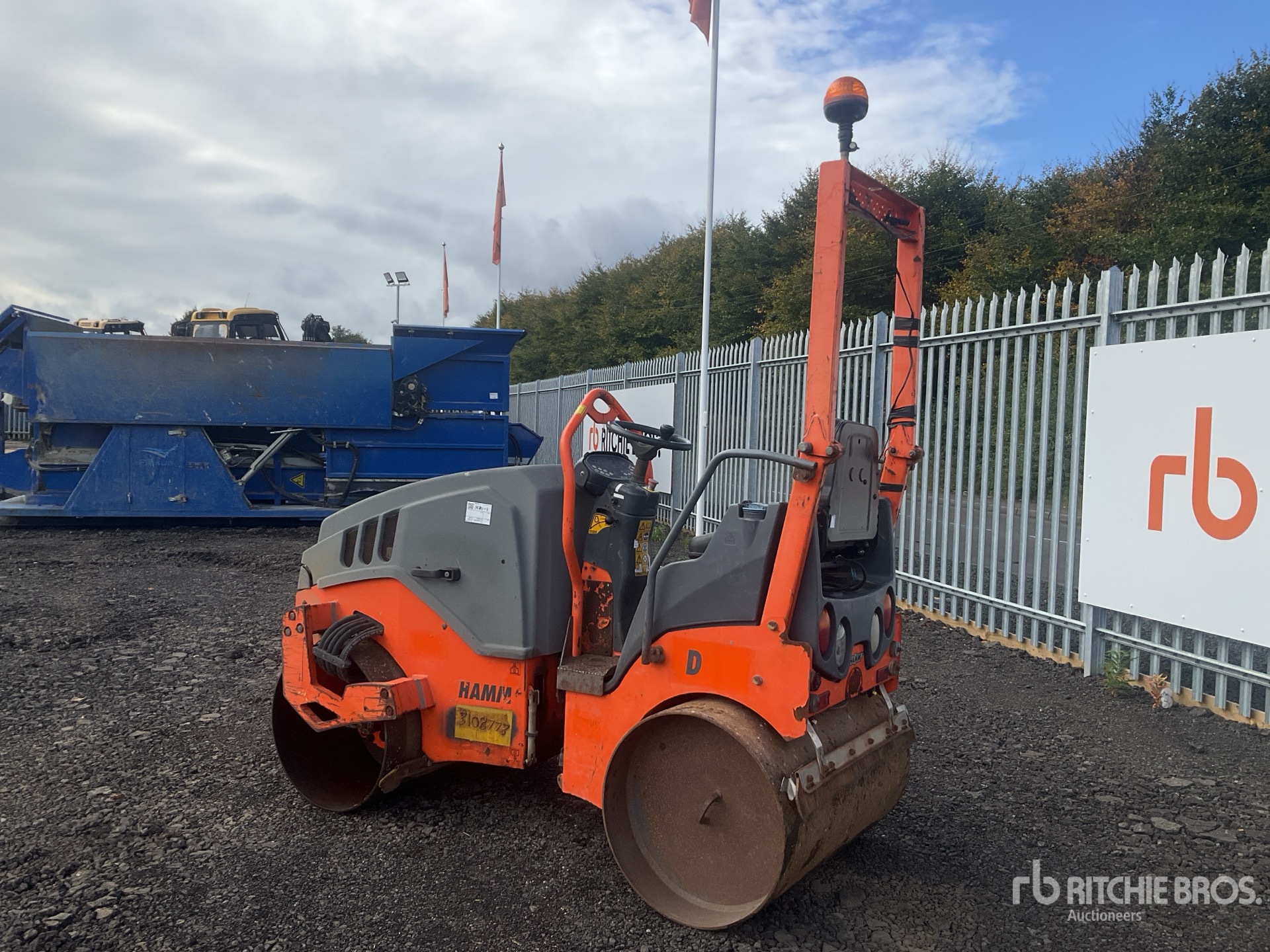 2012 Hamm HD10CVV