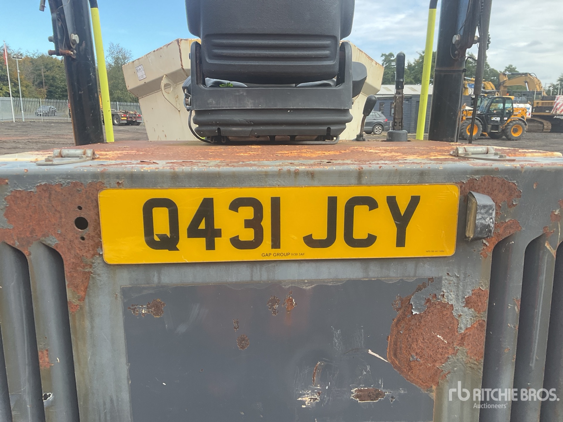 2016 Terex 3 TON 4X4 SWIVEL